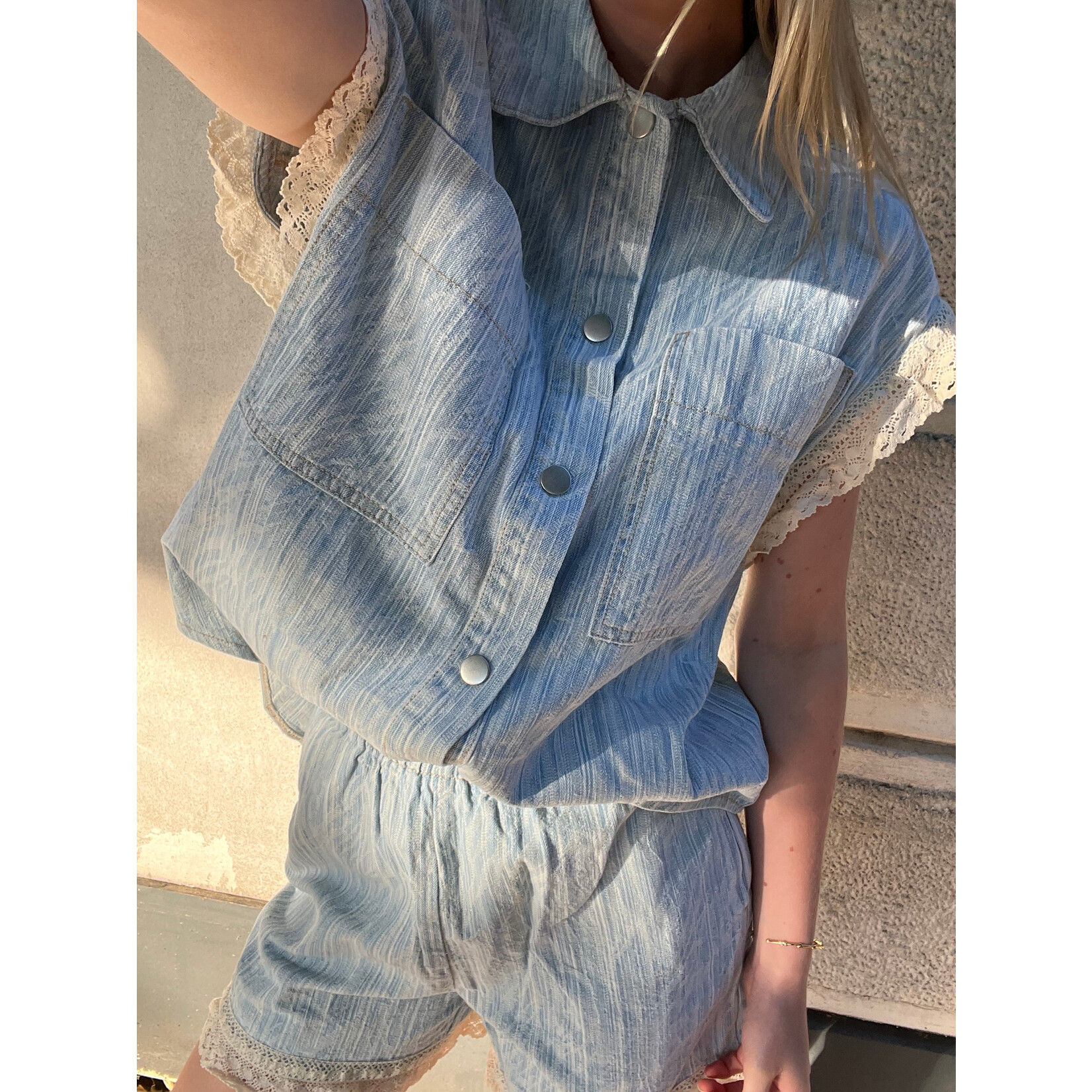 Flo Boutique Denim top Liv