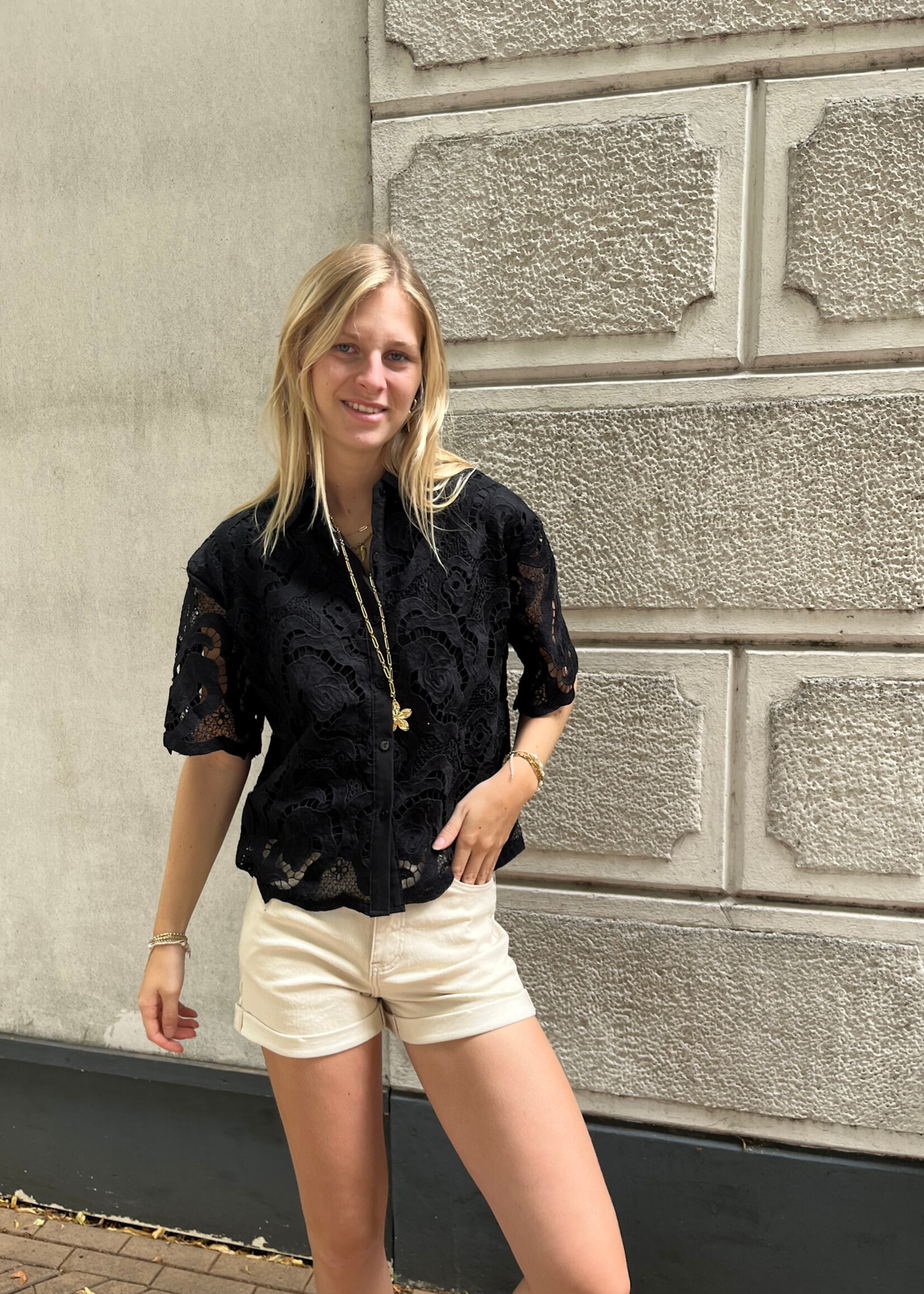 Flo Boutique Top Louisa Black