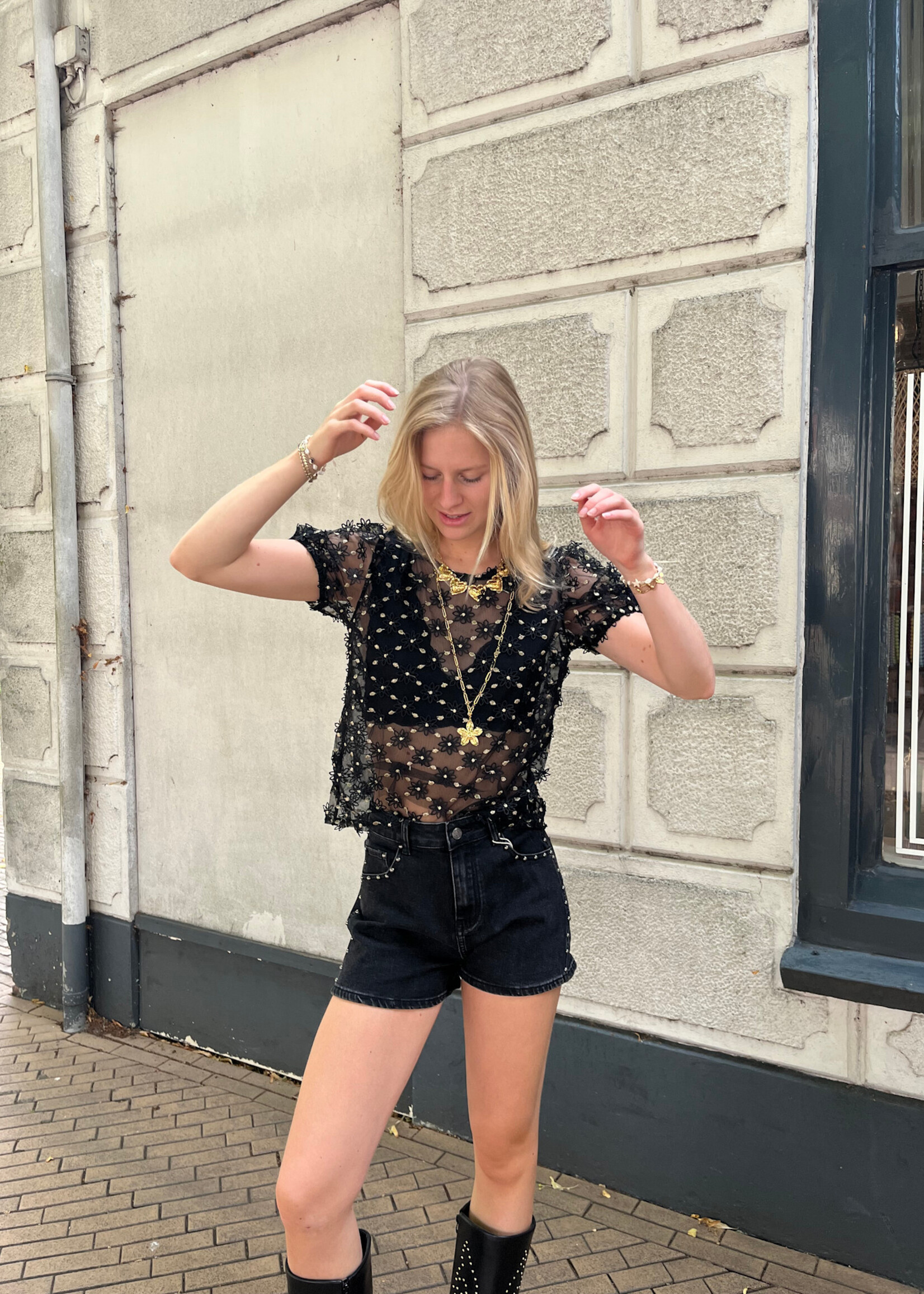 Flo Boutique Top Vivian Black