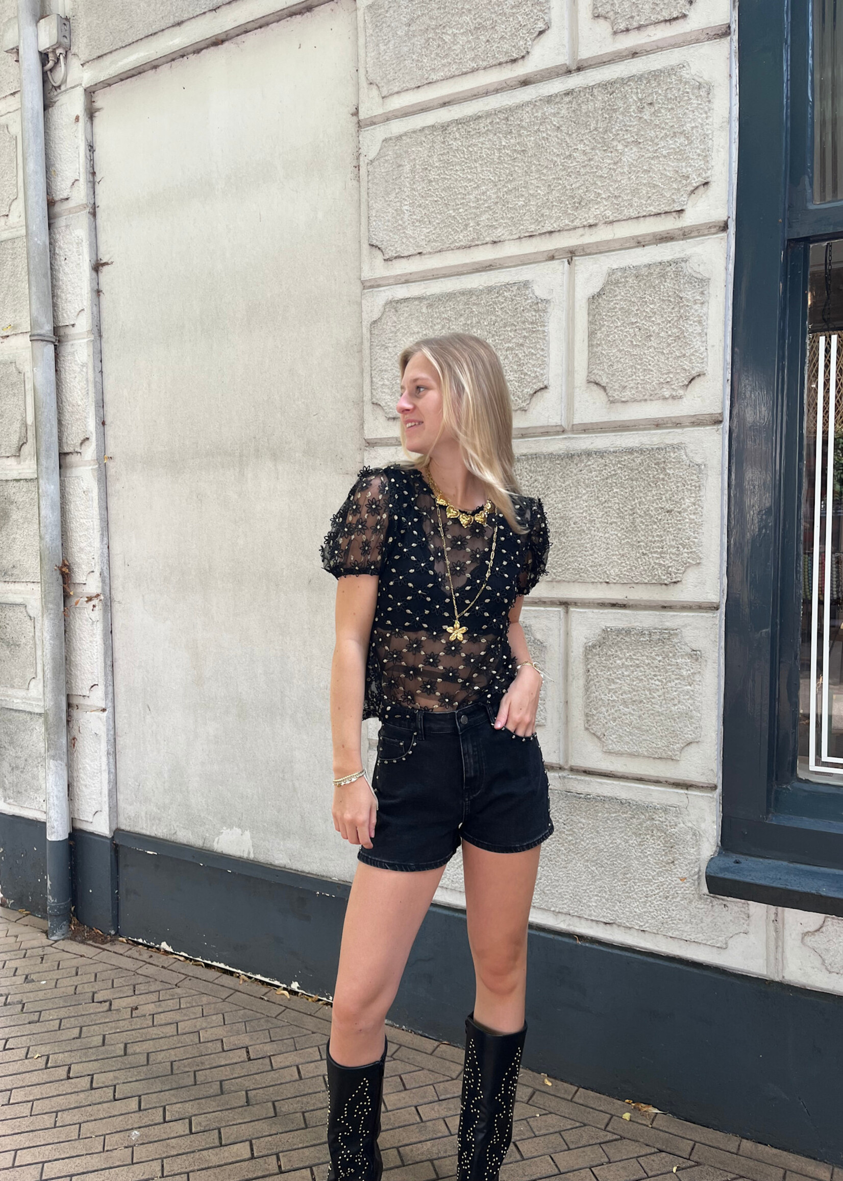 Flo Boutique Top Vivian Black