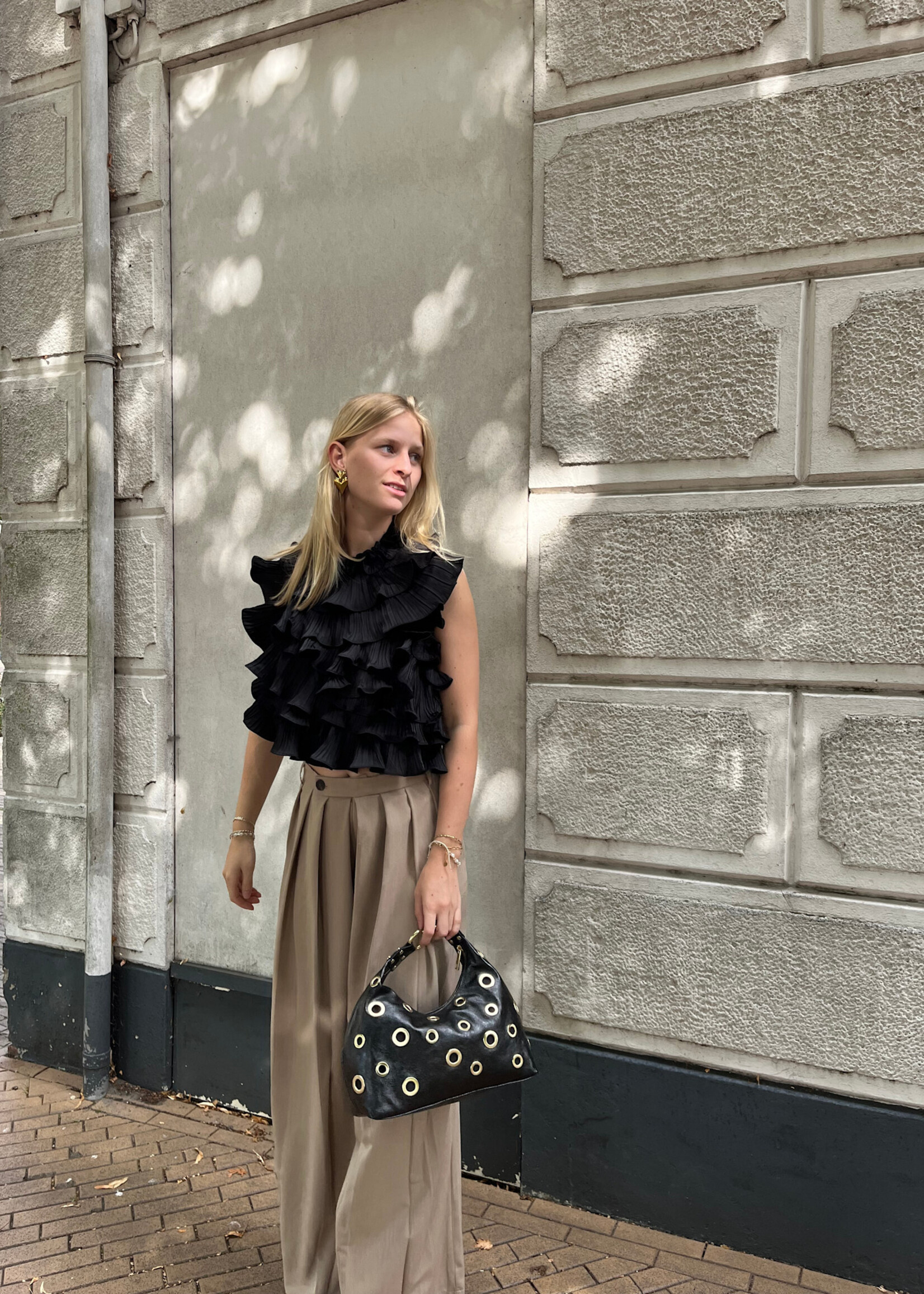 Flo Boutique Top Kelly Black