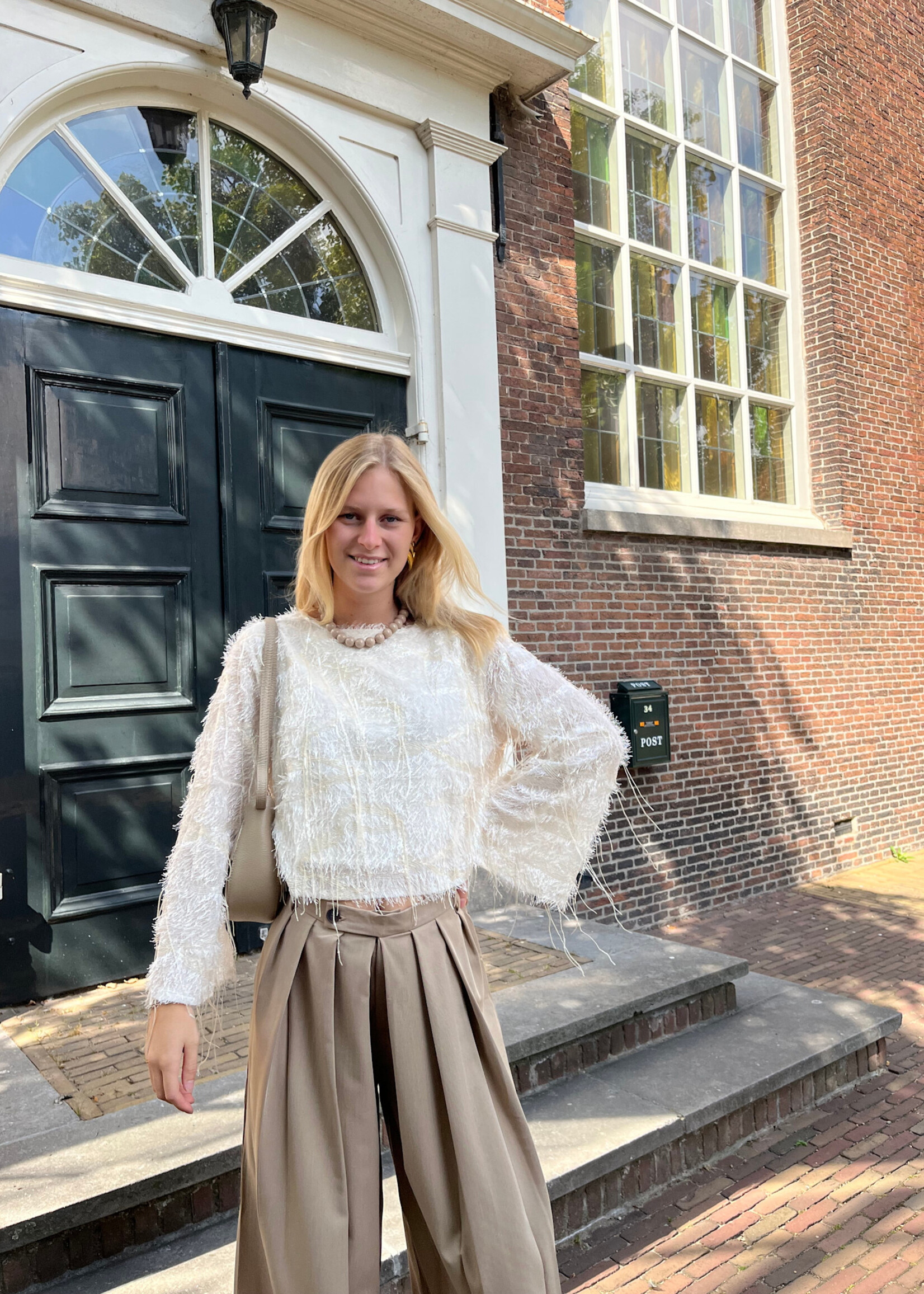 Flo Boutique Top Joy beige