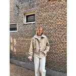 Flo Boutique Jasje Maartje Beige