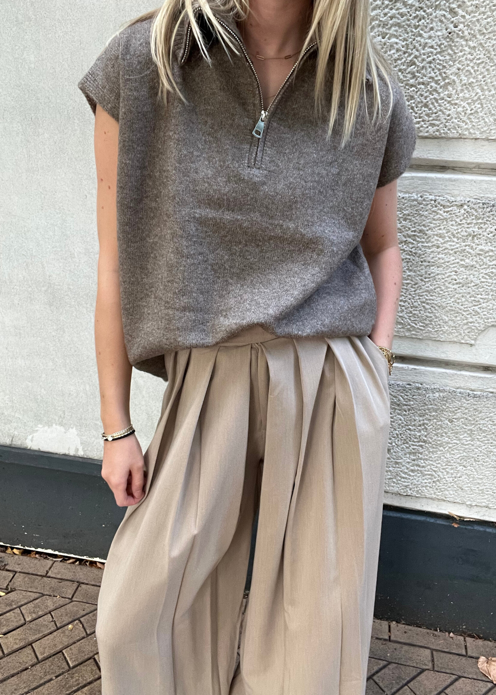 Flo Boutique Top Hanne Taupe