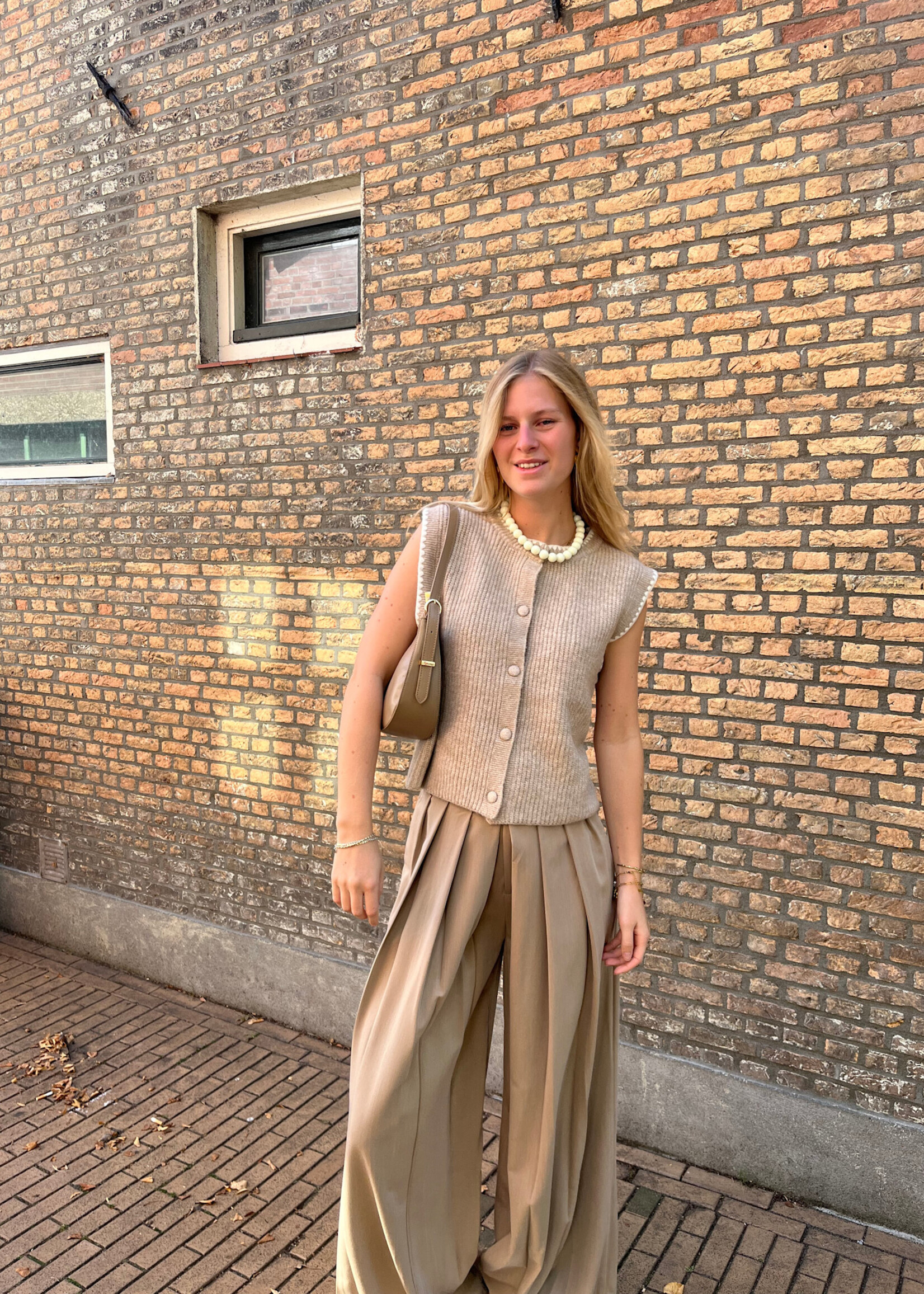 Flo Boutique Gilet Maan Beige