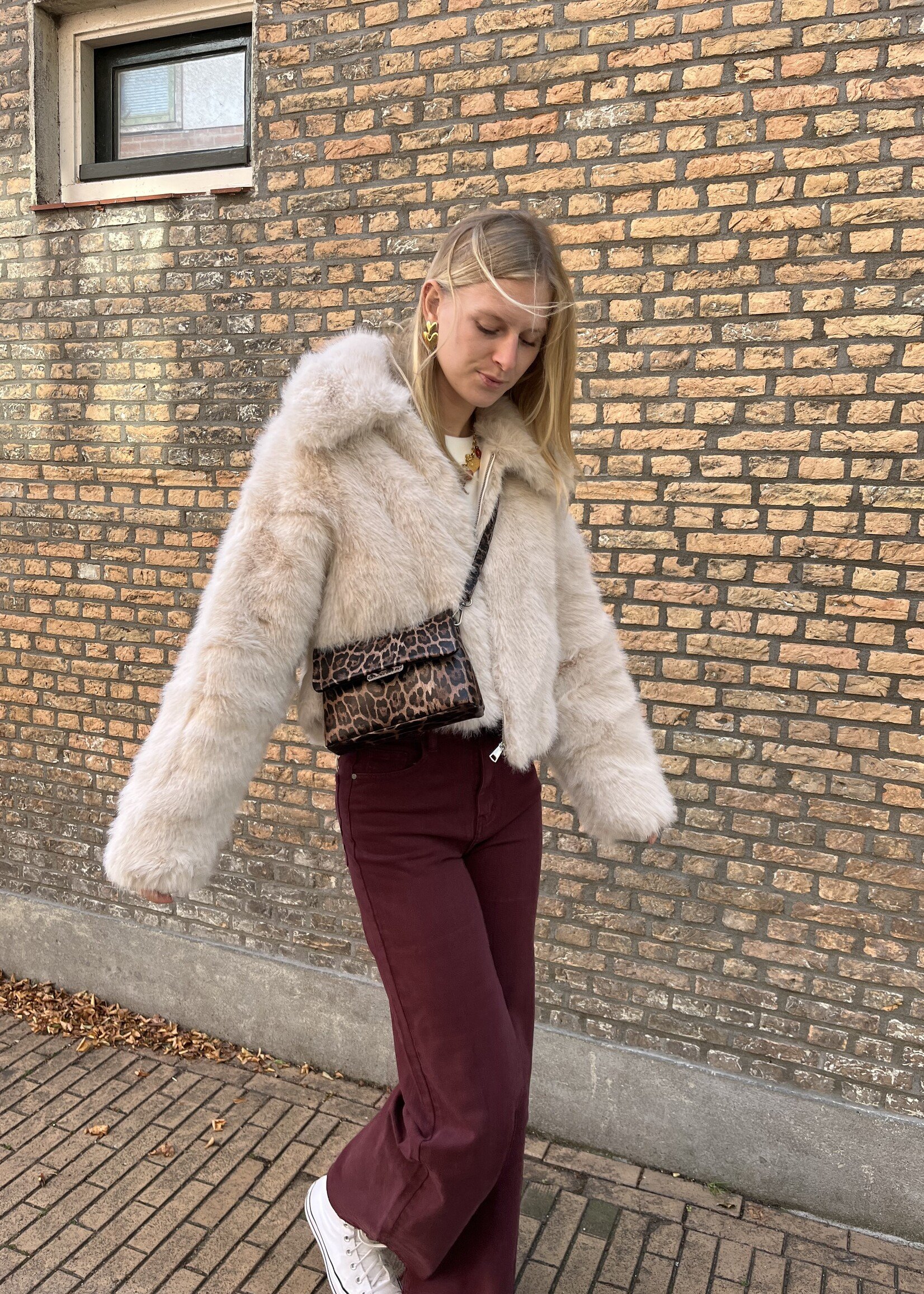 Flo Boutique Wide Leg Jeans Aya Burgundy