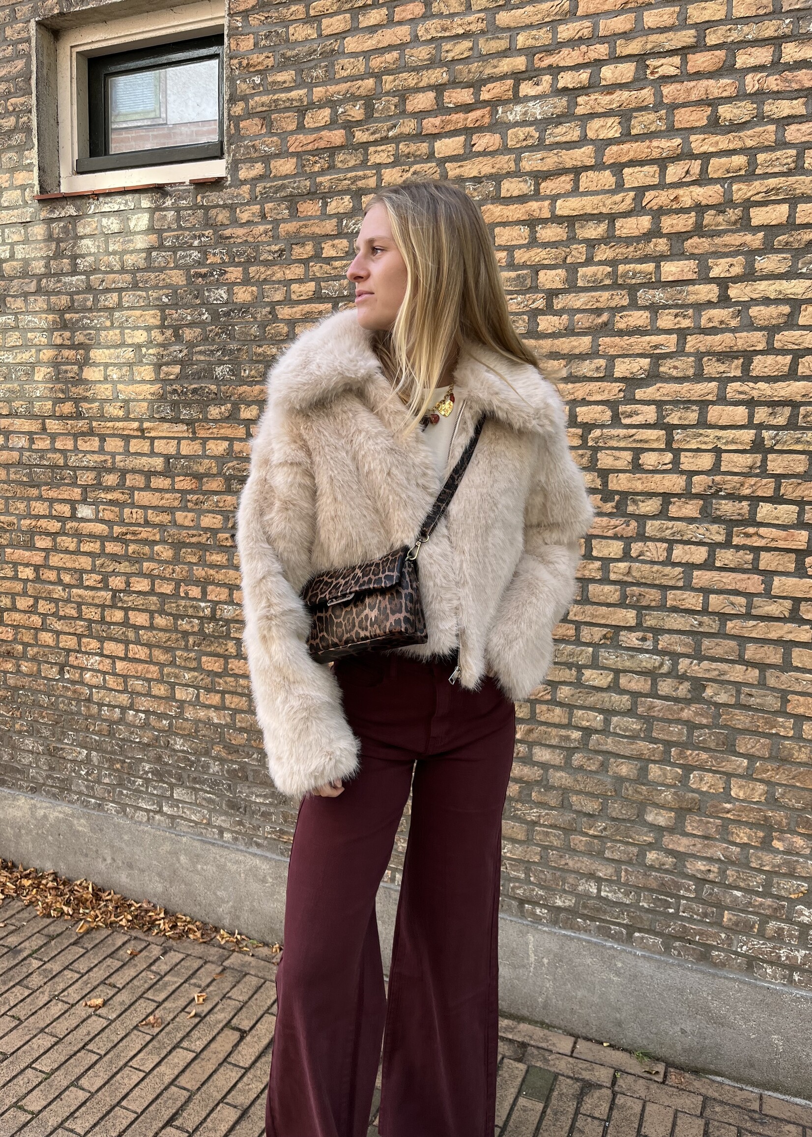 Flo Boutique Wide Leg Jeans Aya Burgundy