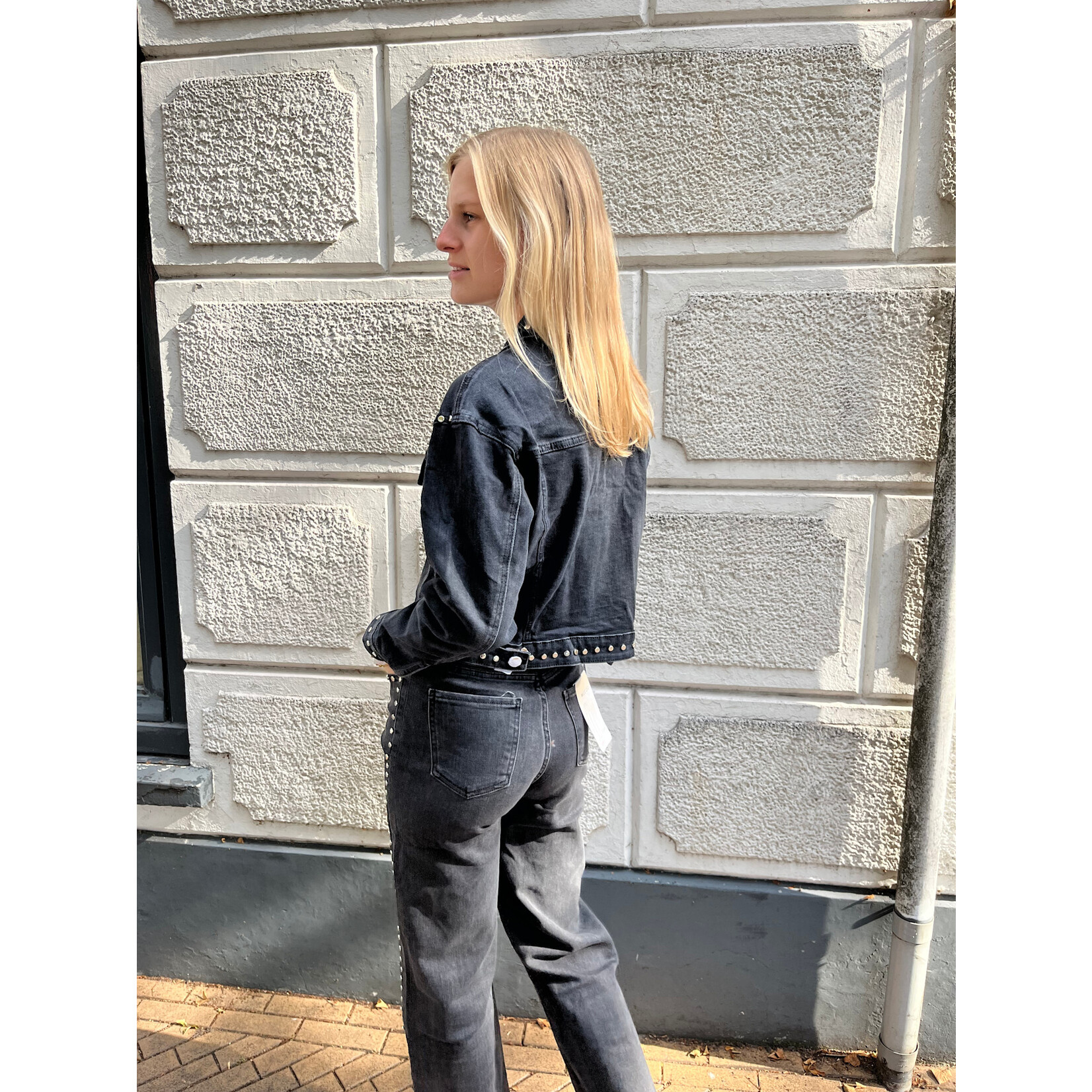 Flo Boutique Jasje Bodi Studs Black
