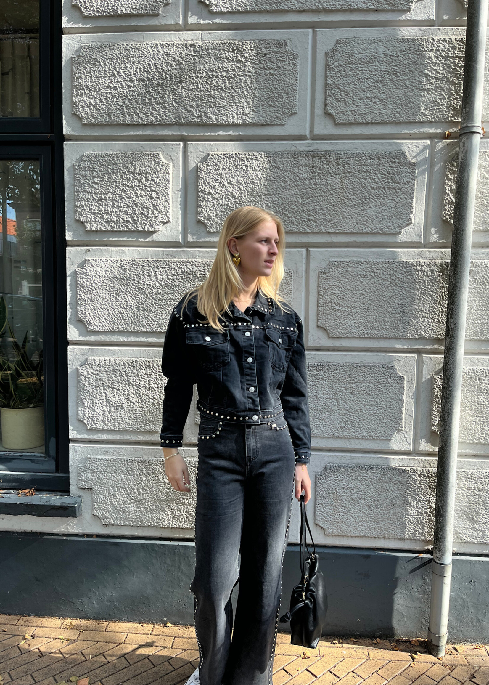 Flo Boutique Jasje Bodi Studs Black