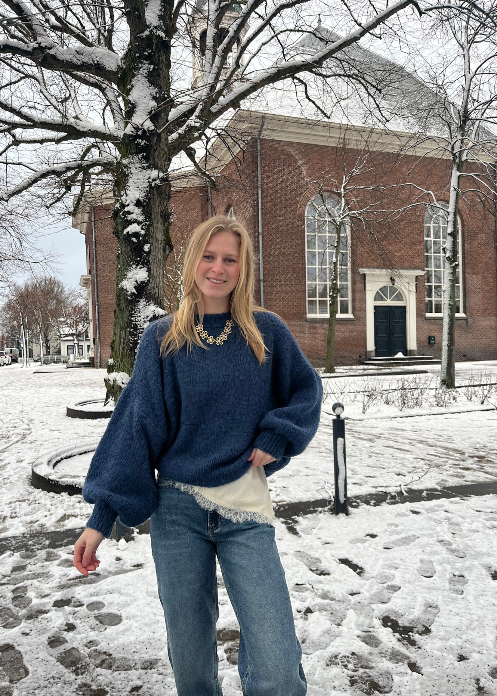 Flo Boutique Cosy trui Diede Blue