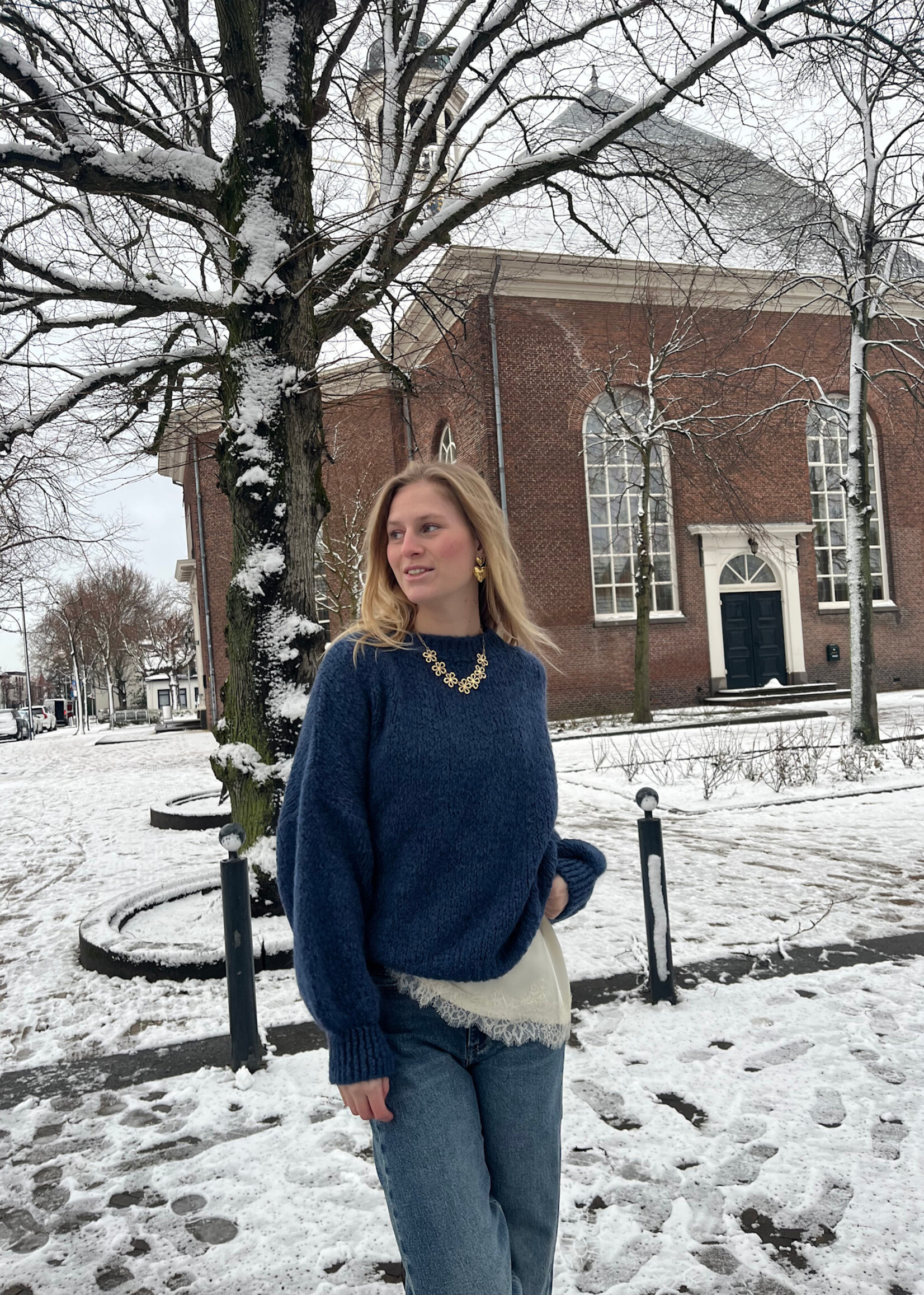 Flo Boutique Cosy trui Diede Blue