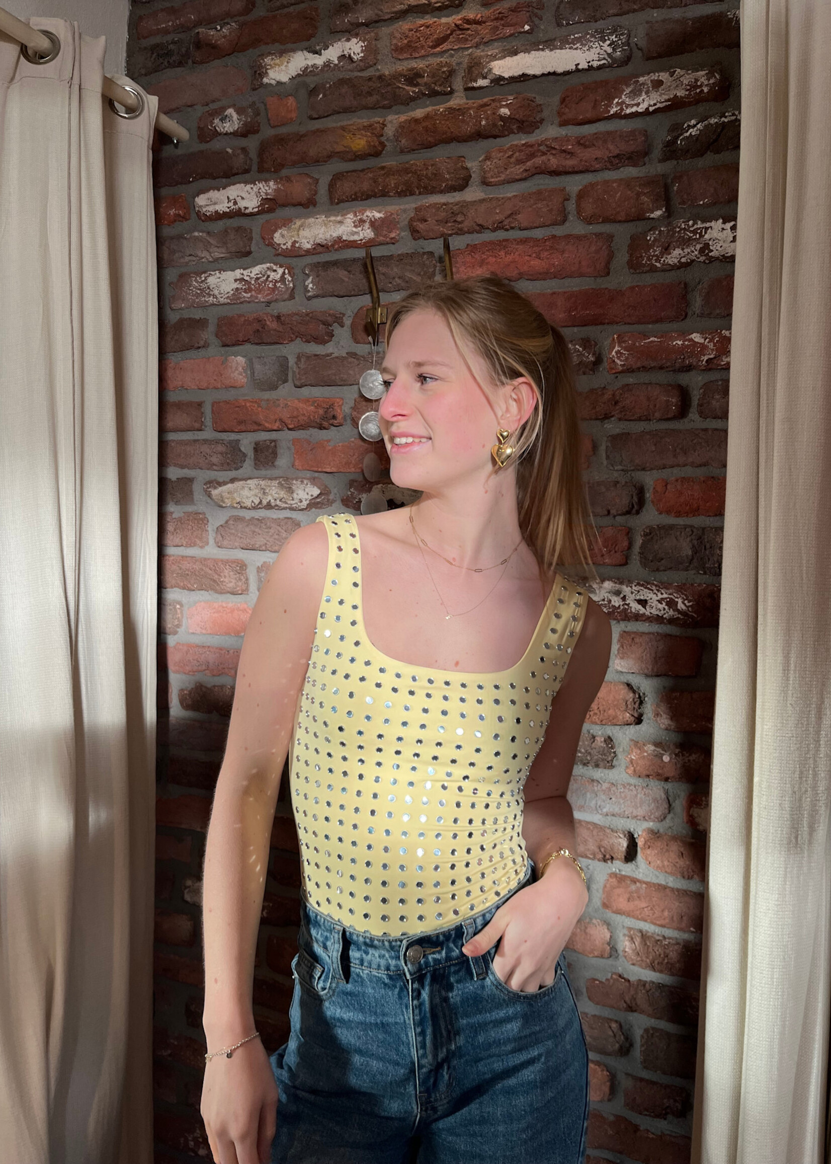 Flo Boutique Body Velite Studs Yellow