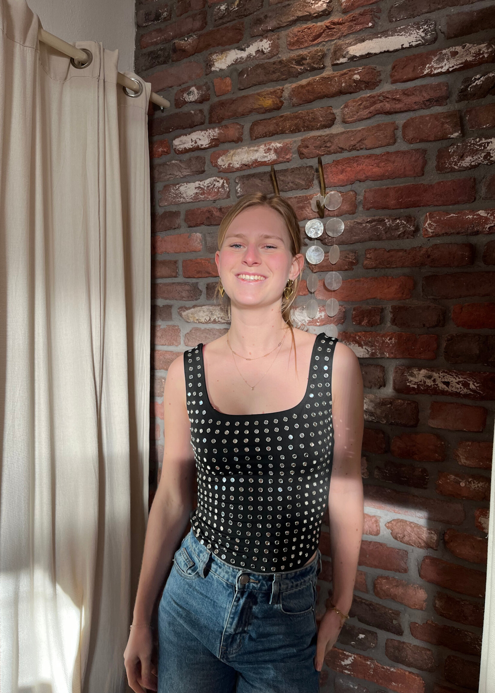 Flo Boutique Body Velite Studs Black