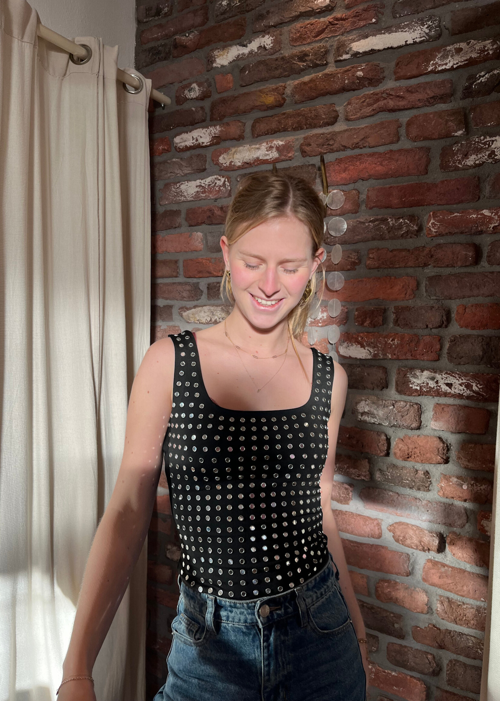 Flo Boutique Body Velite Studs Black