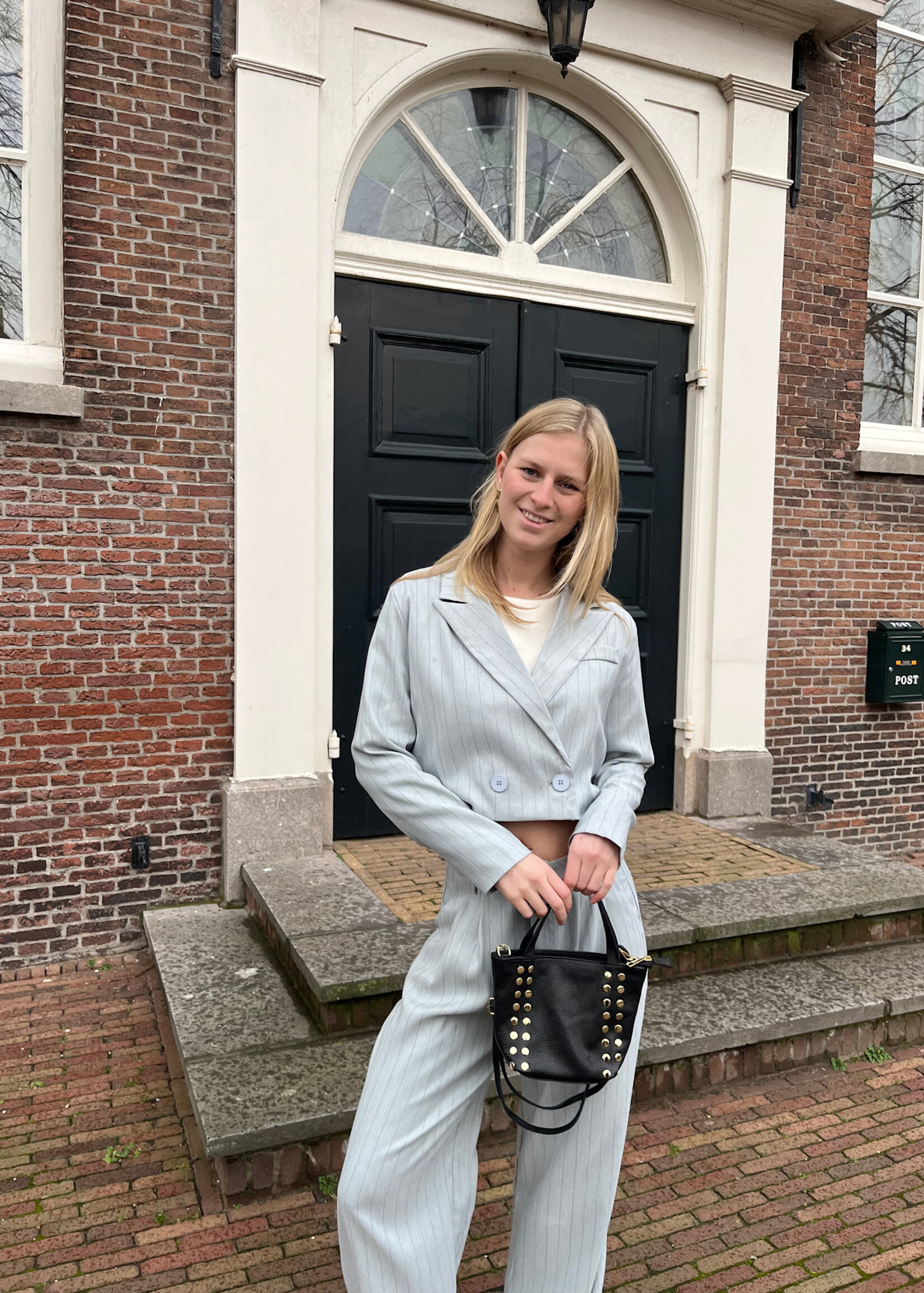 Flo Boutique Cropped Blazer Amy Blue