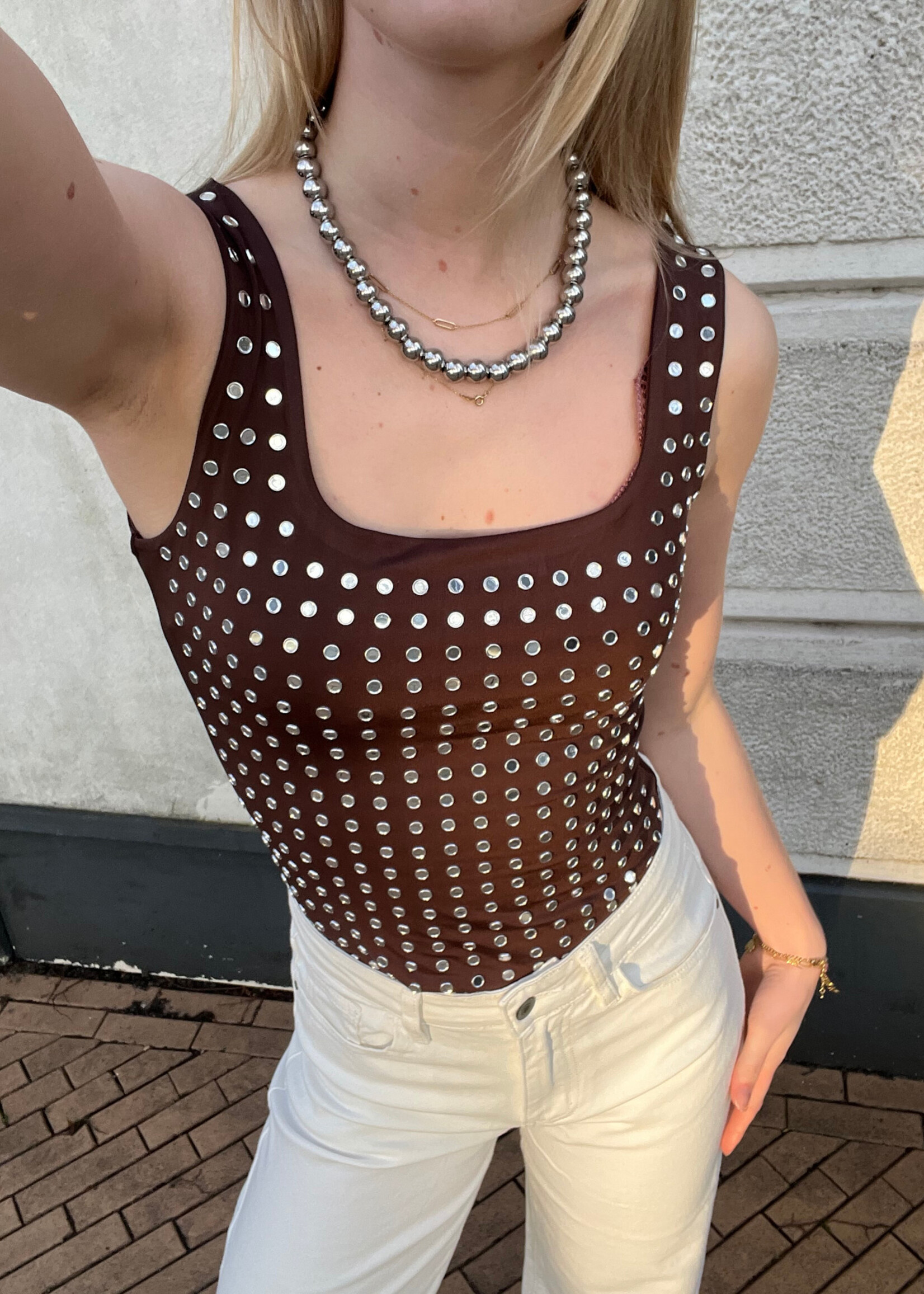 Flo Boutique Body Velite Studs Brown