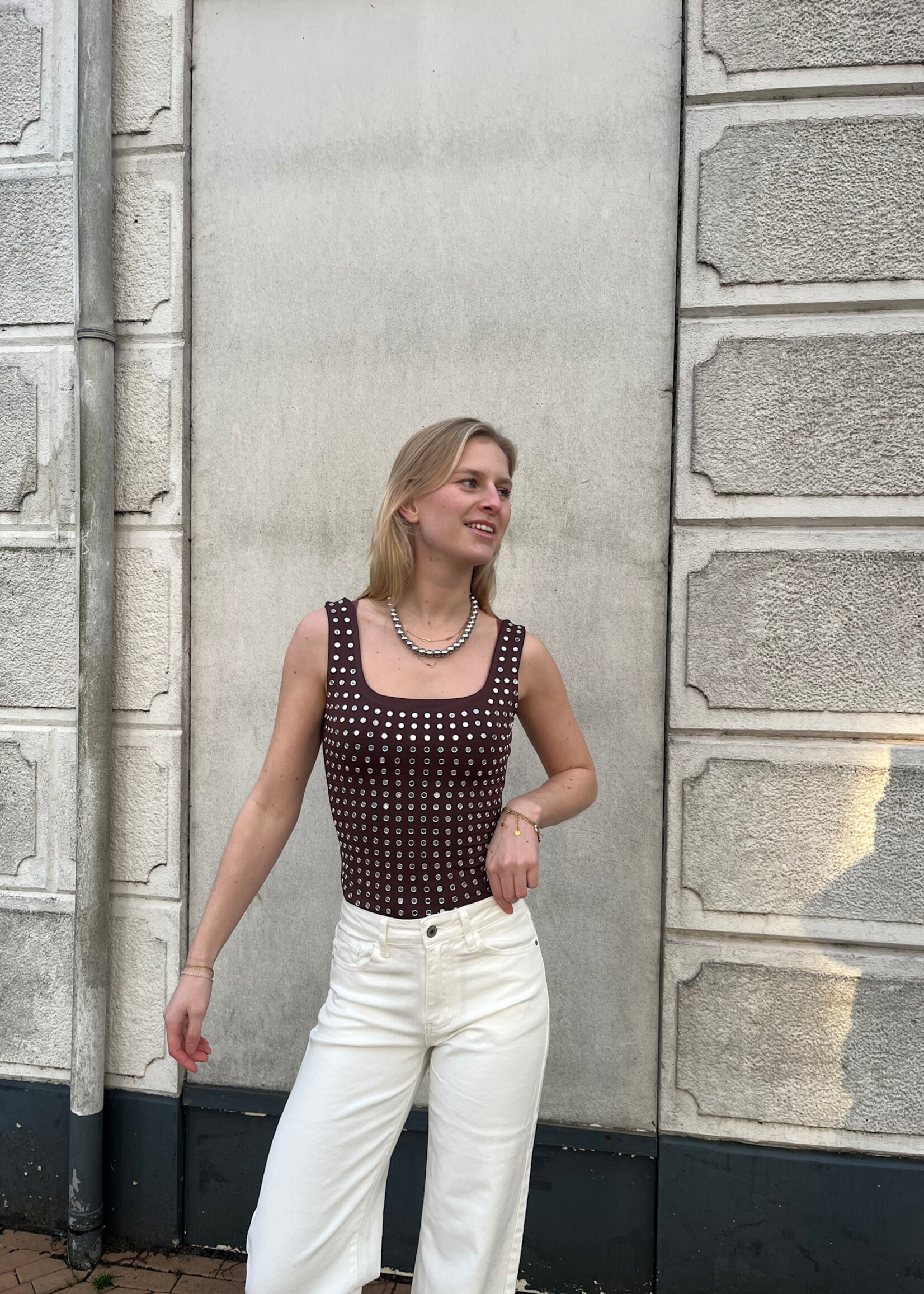 Flo Boutique Body Velite Studs Brown