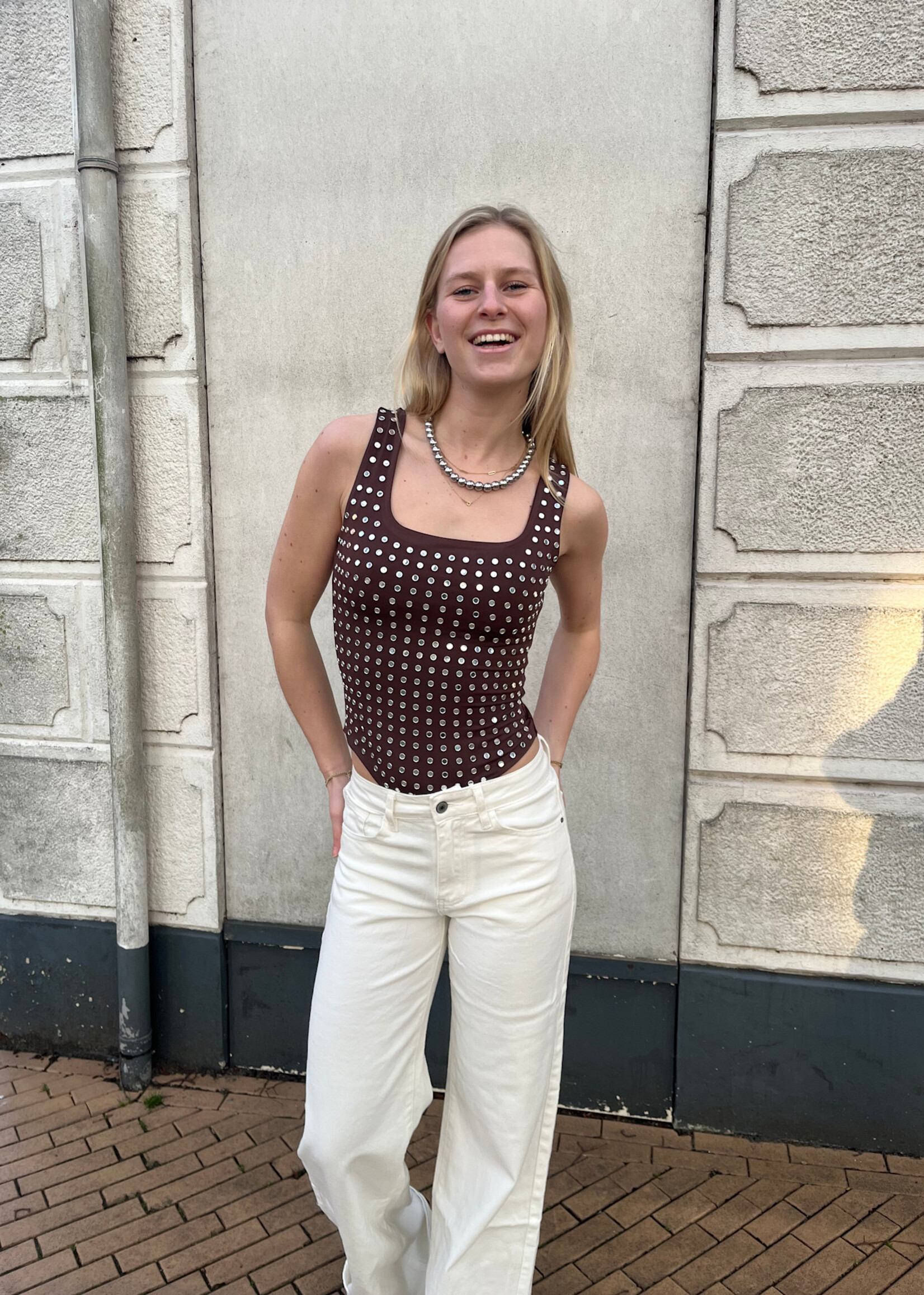 Flo Boutique Body Velite Studs Brown