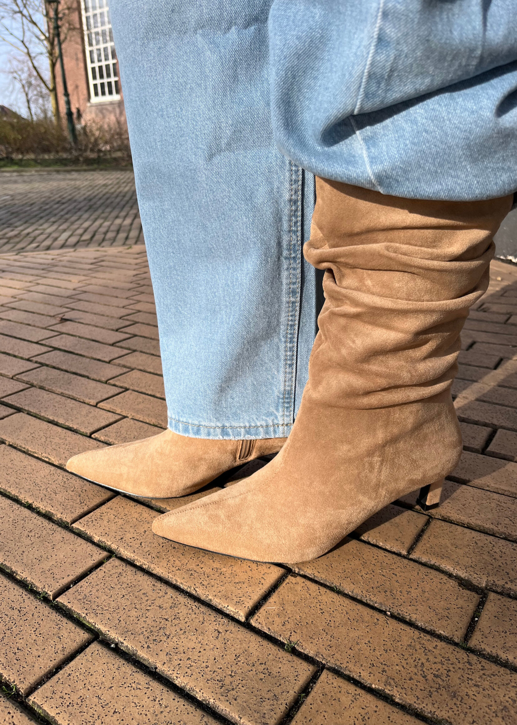 Flo Boutique Boots Sara Taupe