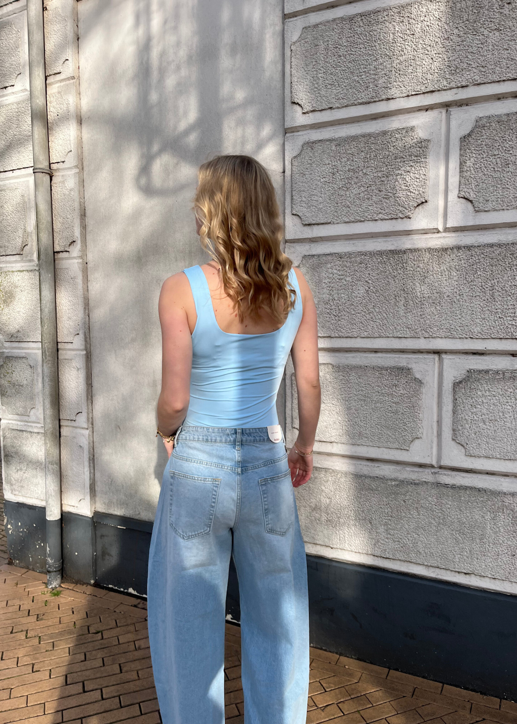 Flo Boutique Body Velite Studs Light Blue