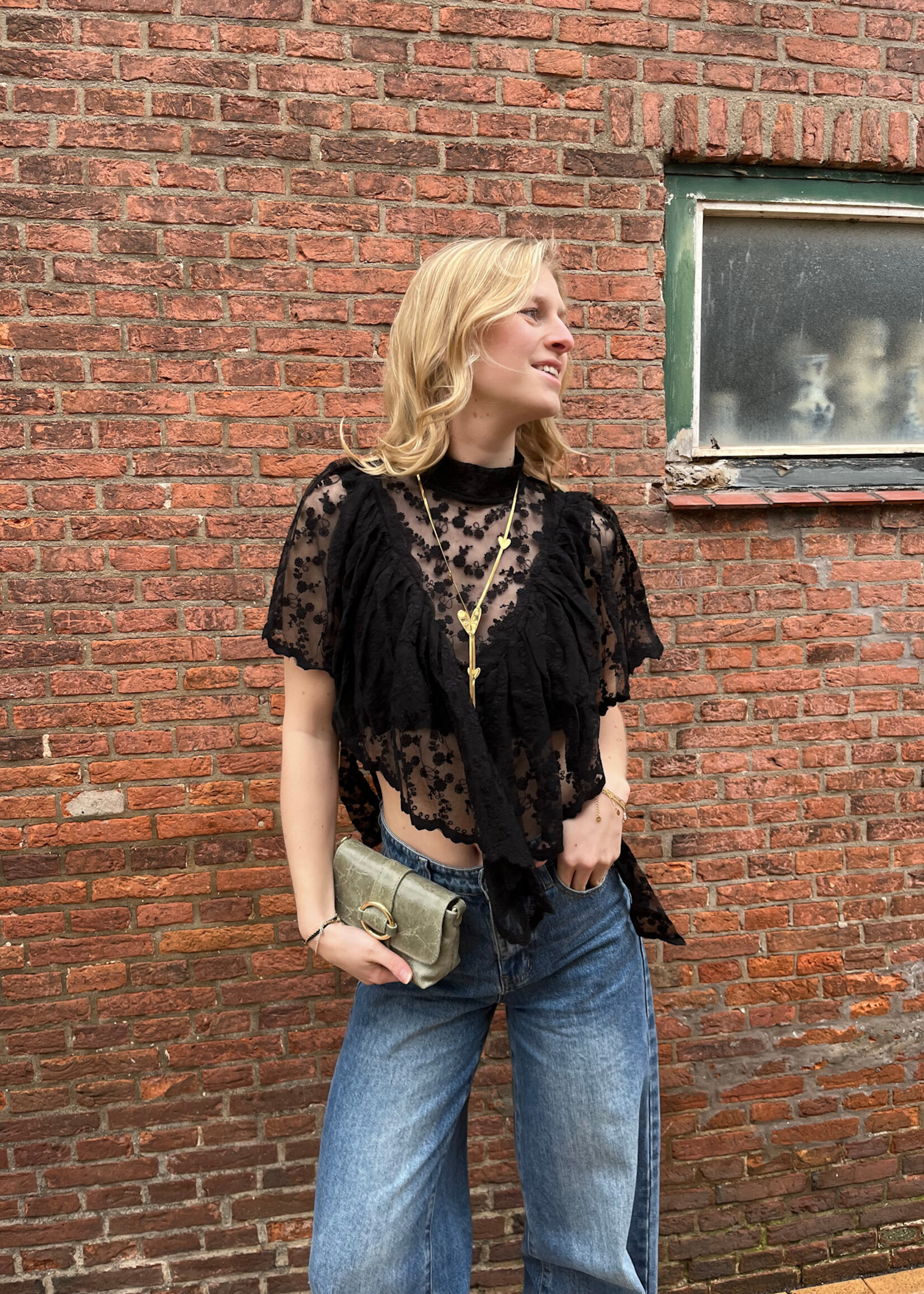 Flo Boutique Top Maan Black