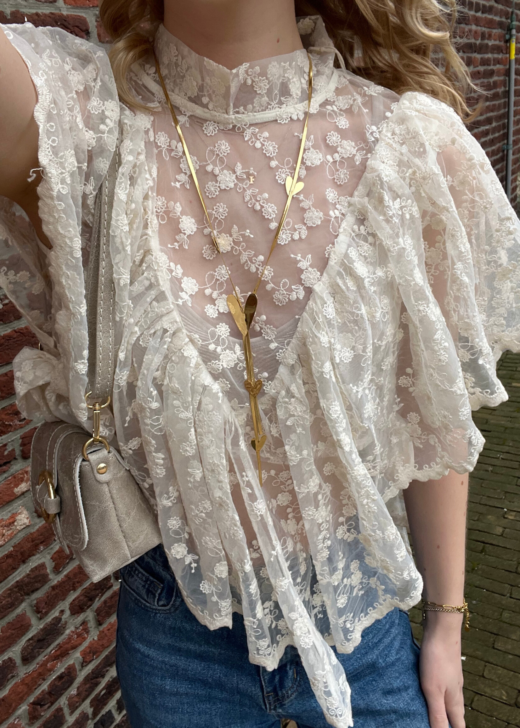 Flo Boutique Top Maan Beige