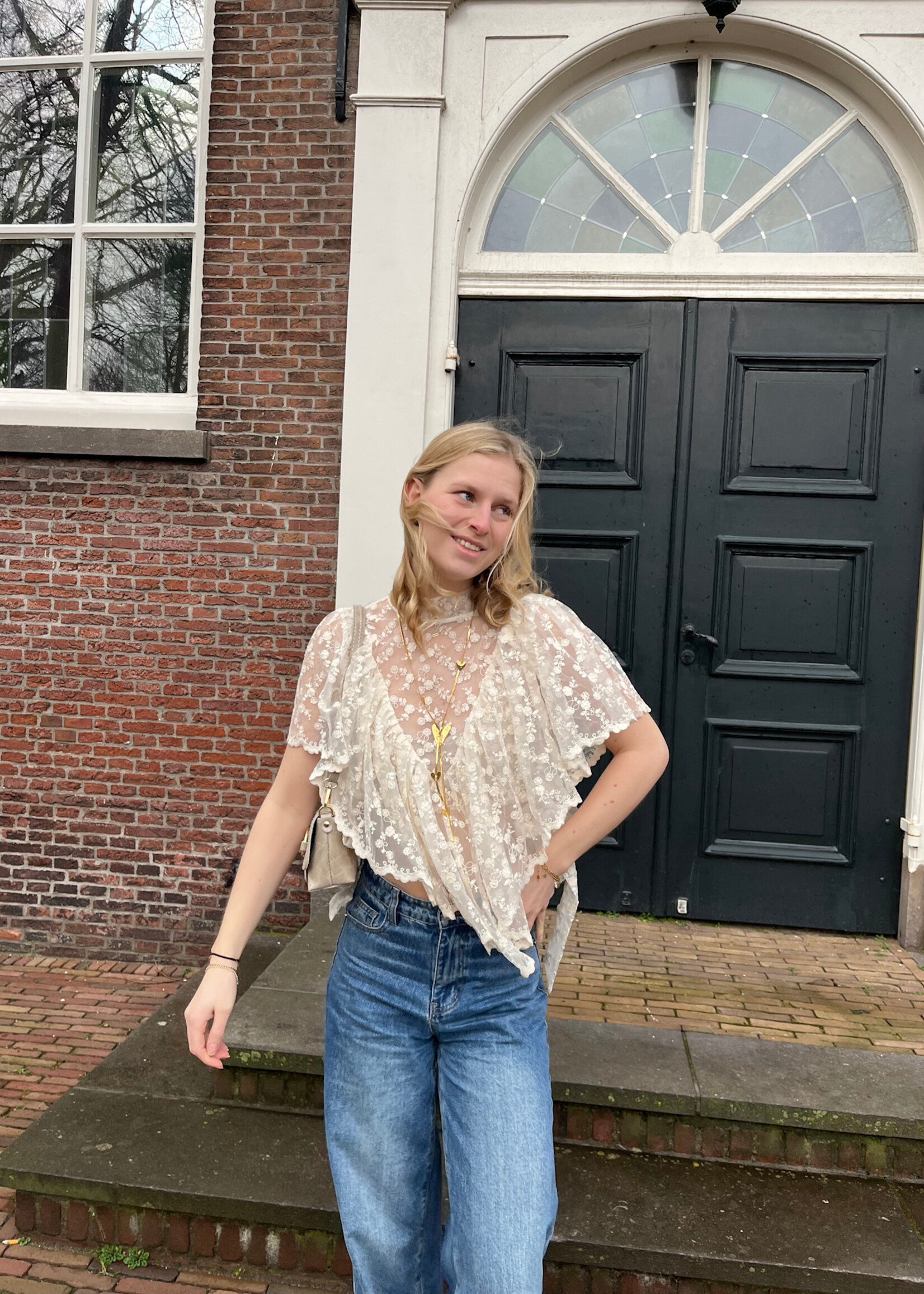 Flo Boutique Top Maan Beige