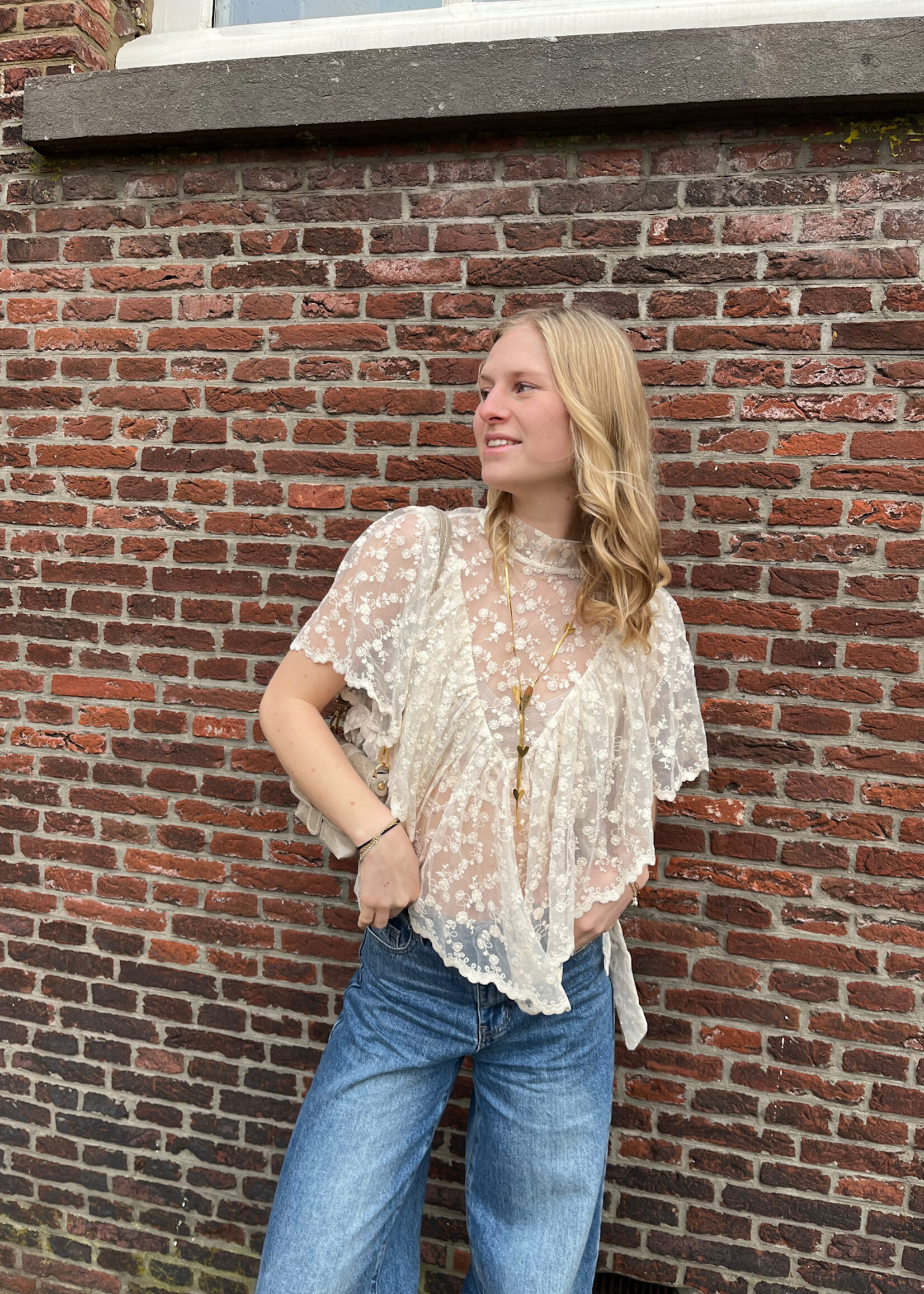 Flo Boutique Top Maan Beige