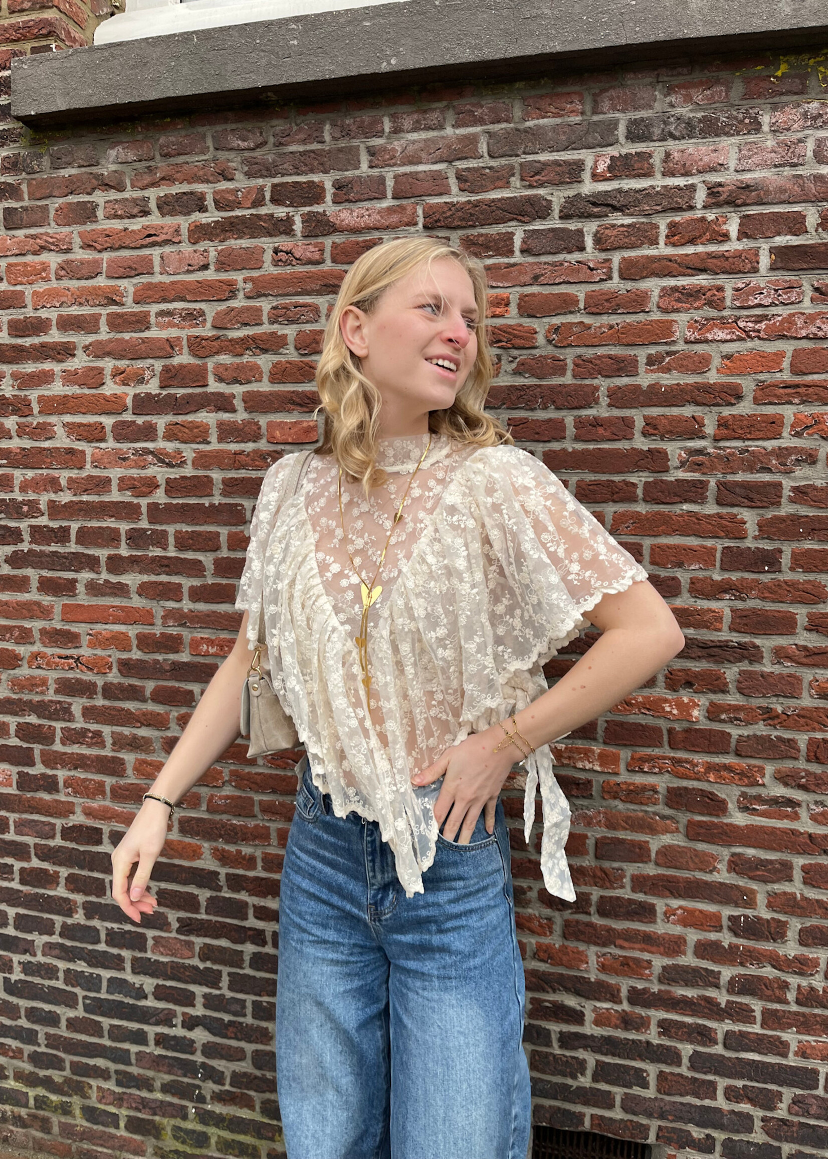 Flo Boutique Top Maan Beige