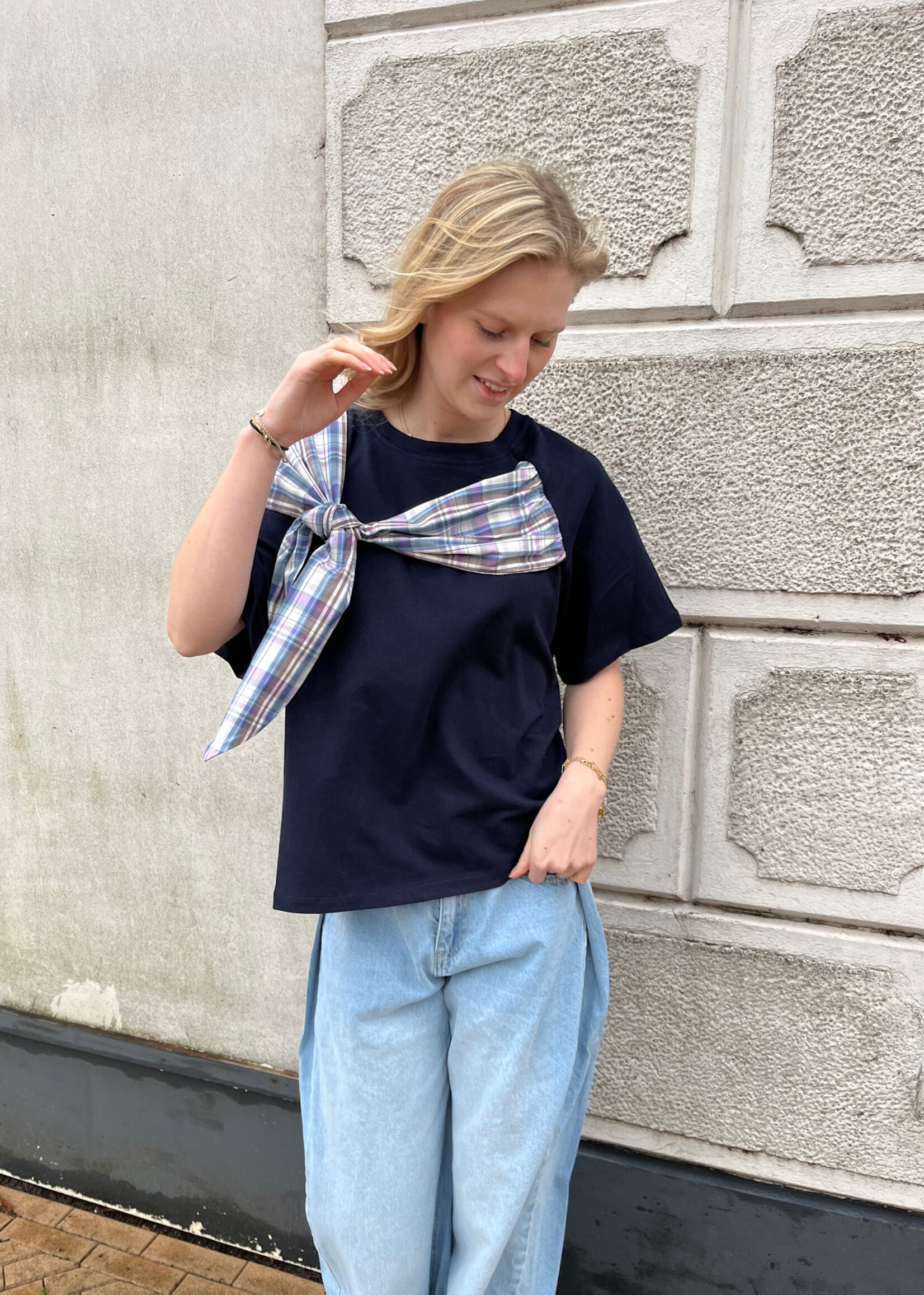 Flo Boutique Bow Tee Ruby Navy