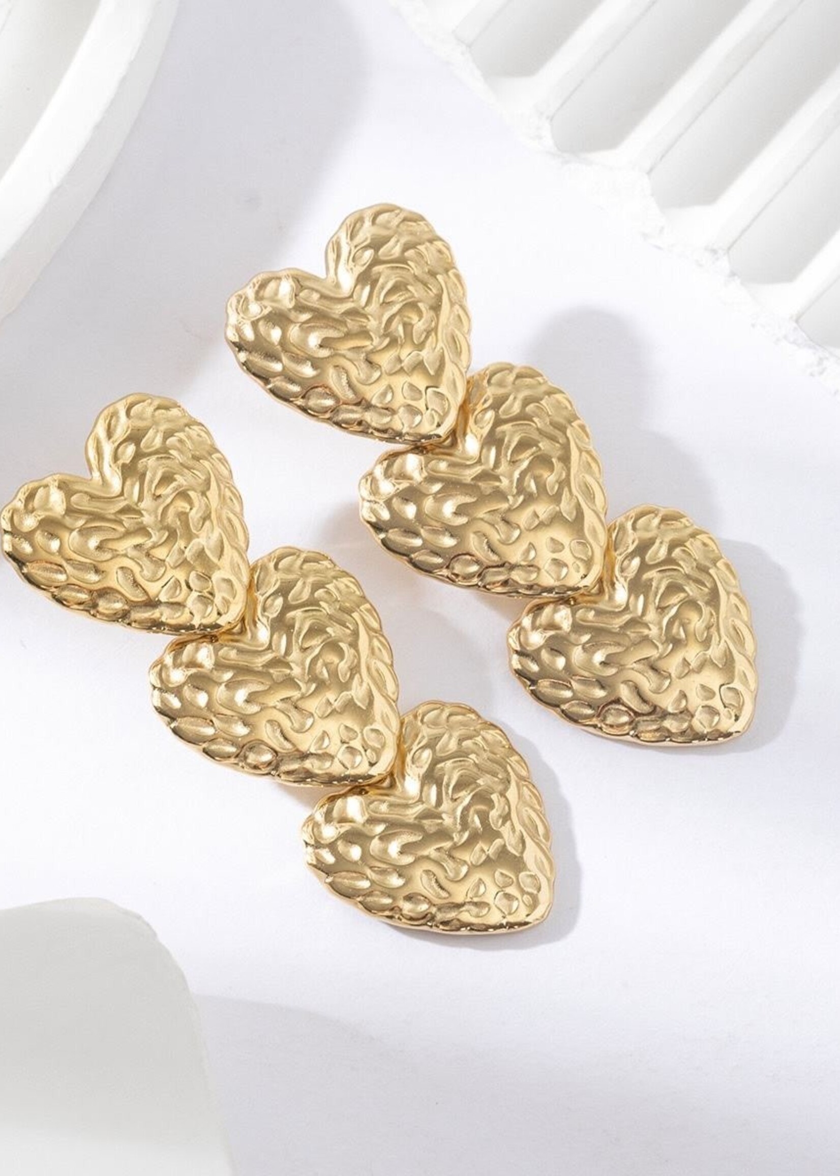 Flo Boutique Oorbellen Triple Hearts