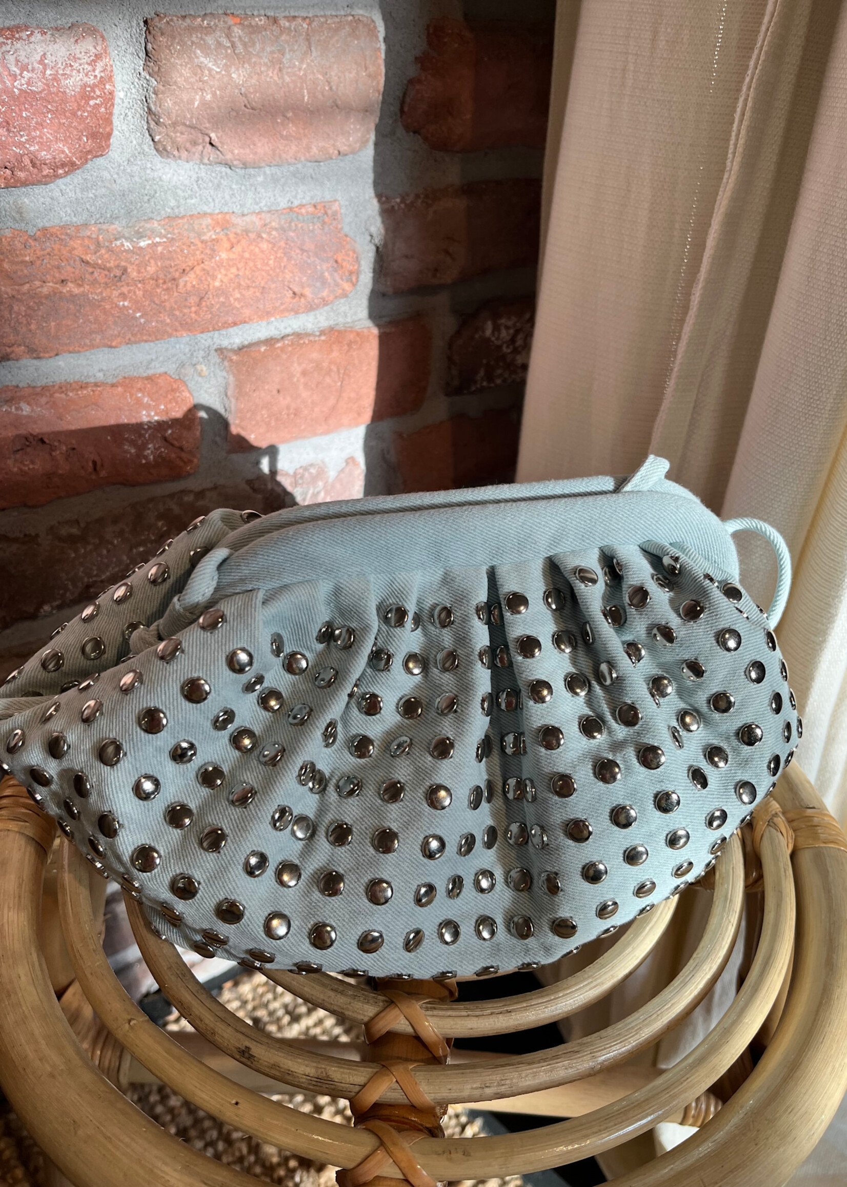 Flo Boutique Clutch Nola Studs Jeans