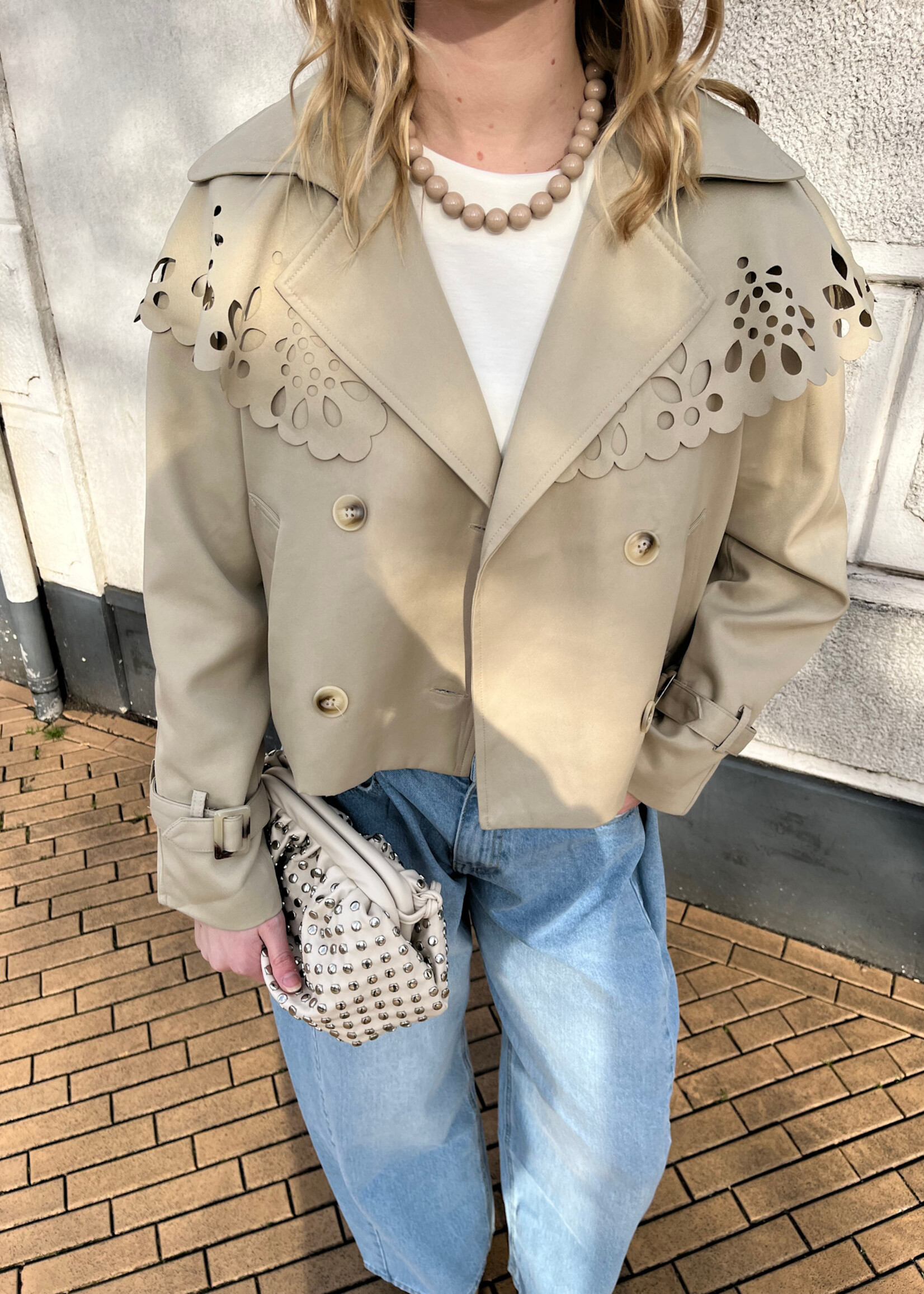 Flo Boutique Clutch Nola Studs Beige