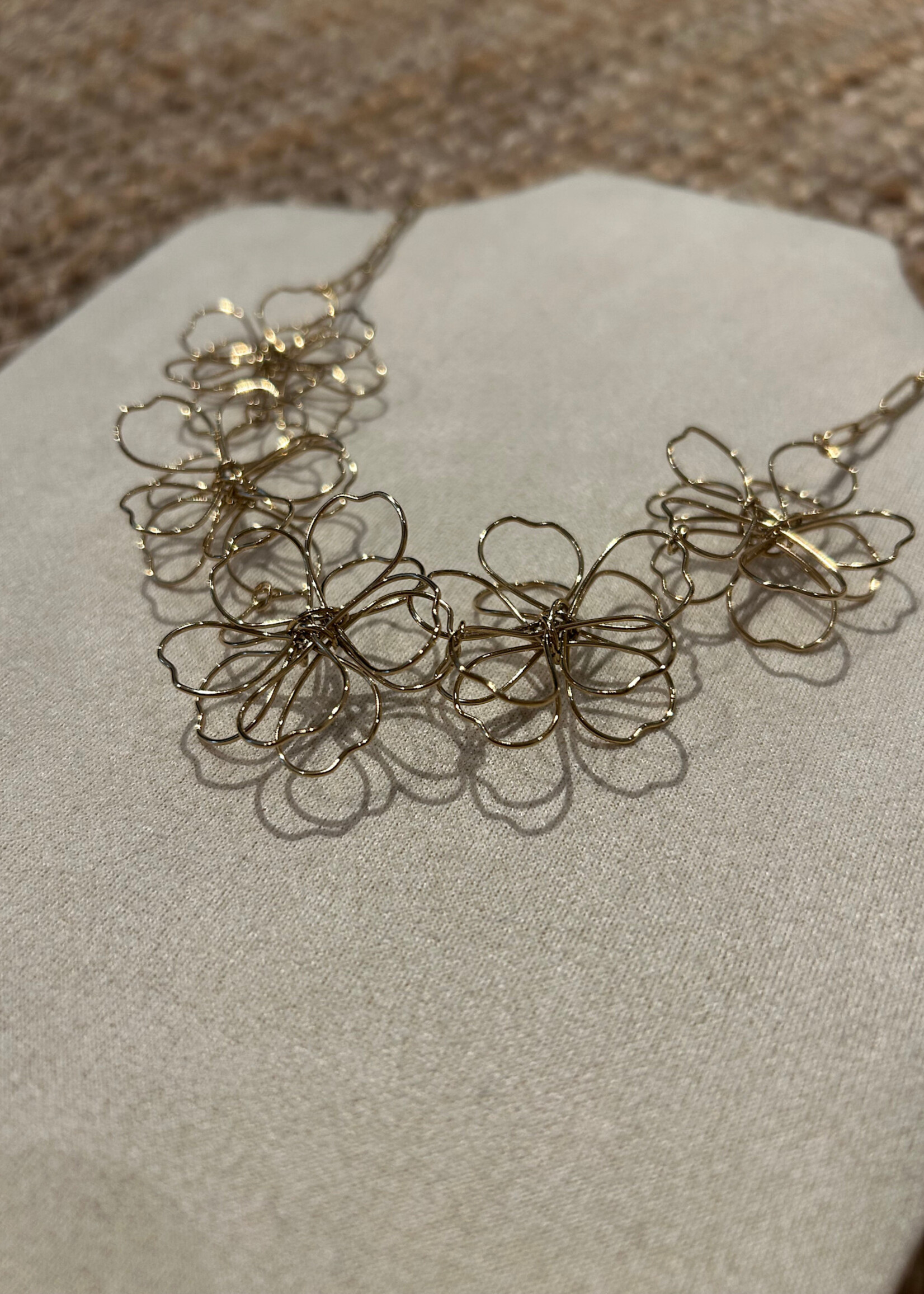 Flo Boutique Necklace Aesthetic Flowers