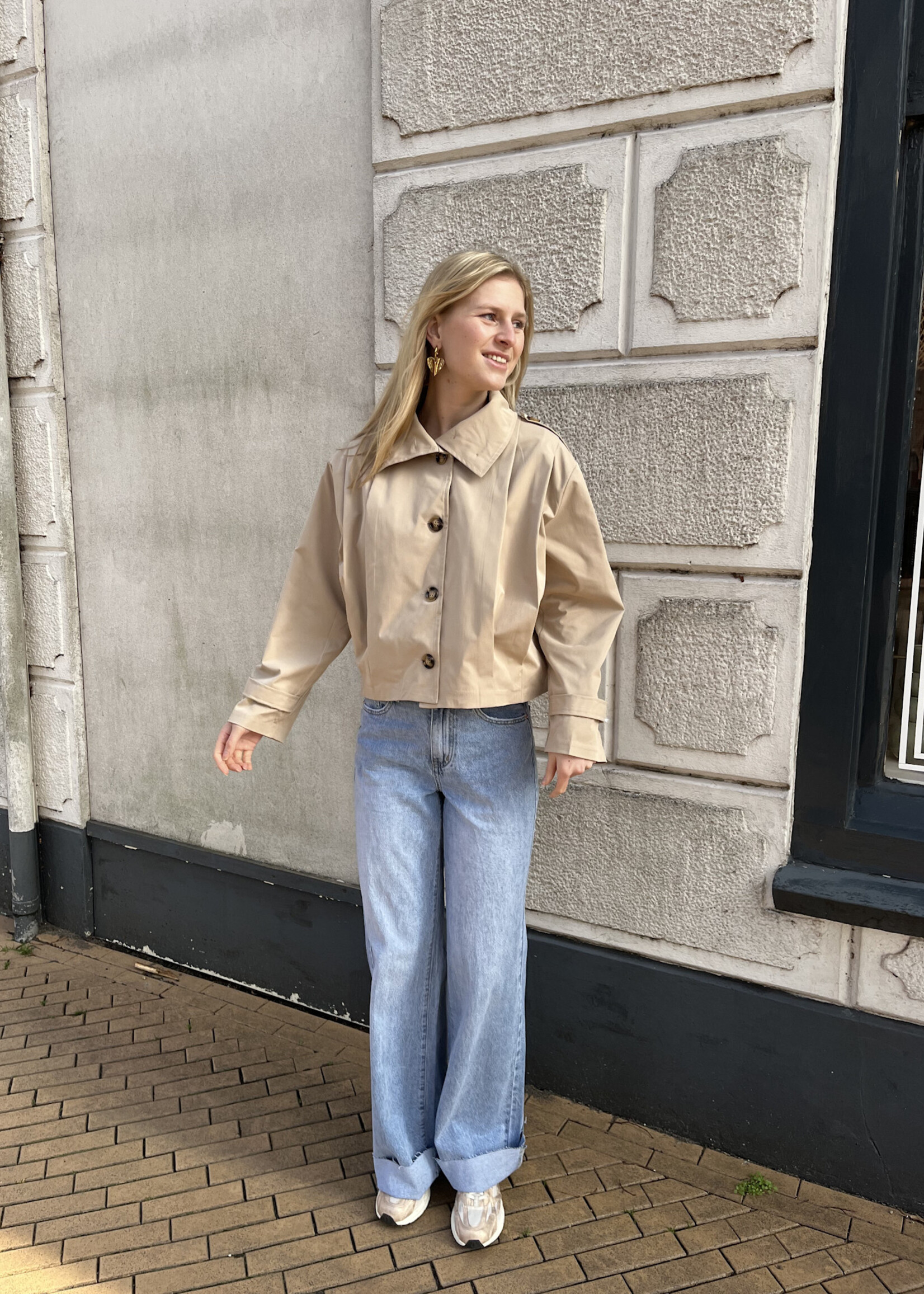 Flo Boutique Jasje Linde Beige