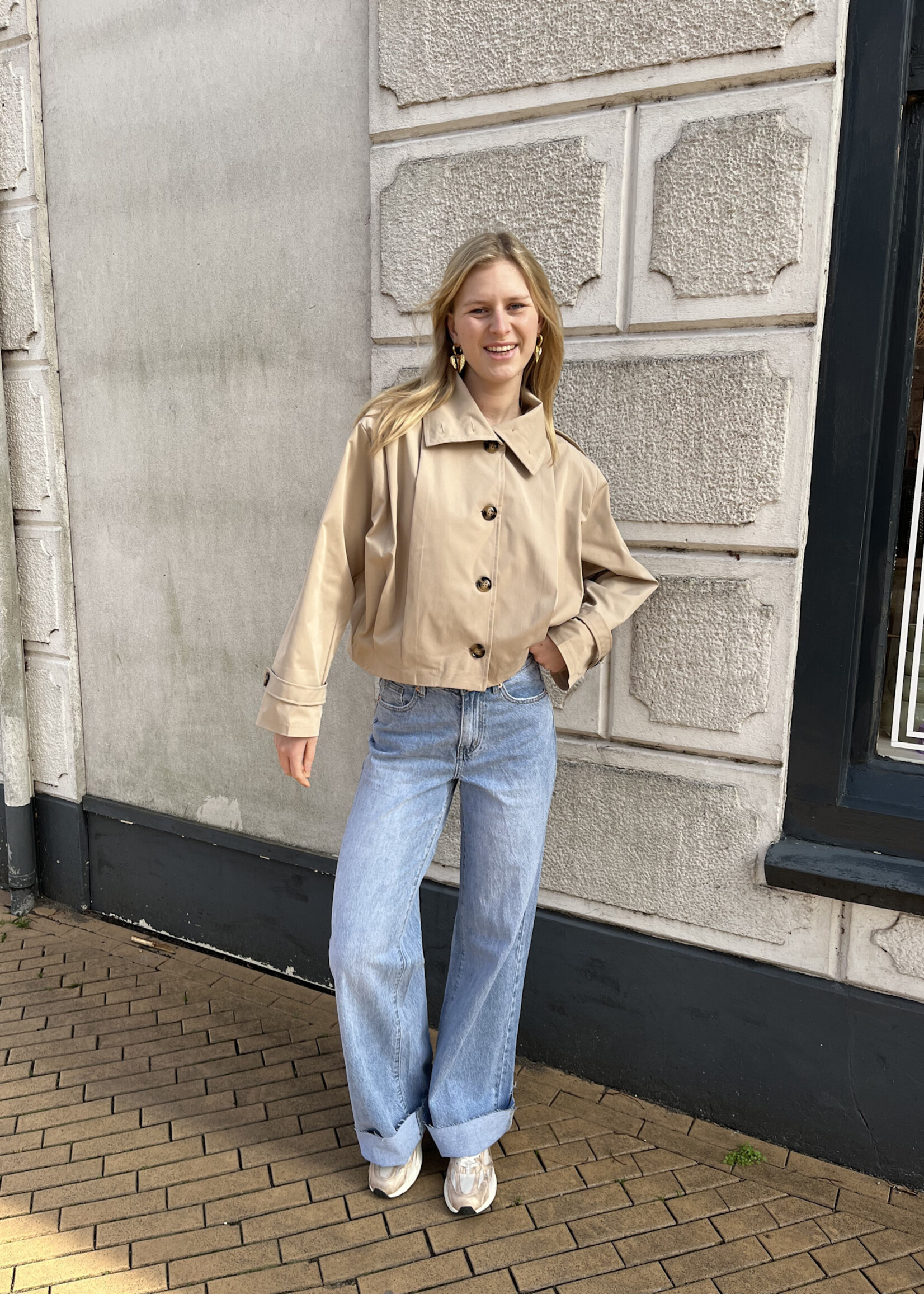 Flo Boutique Jasje Linde Beige