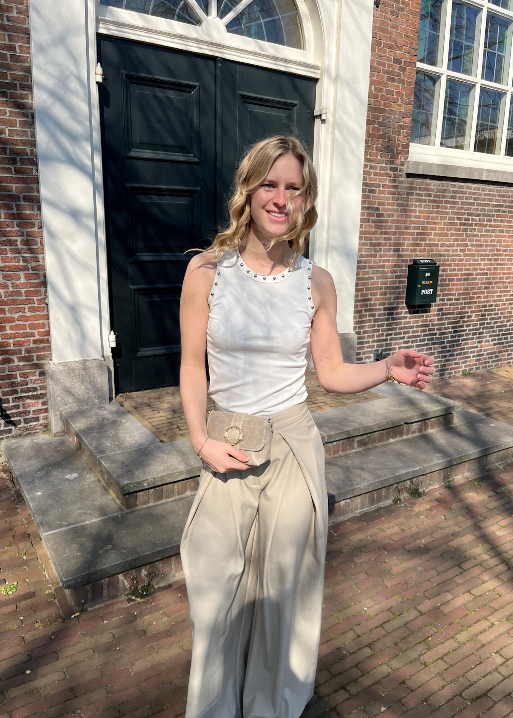 Flo Boutique Pleated Wide Leg broek Deirdre Light Taupe