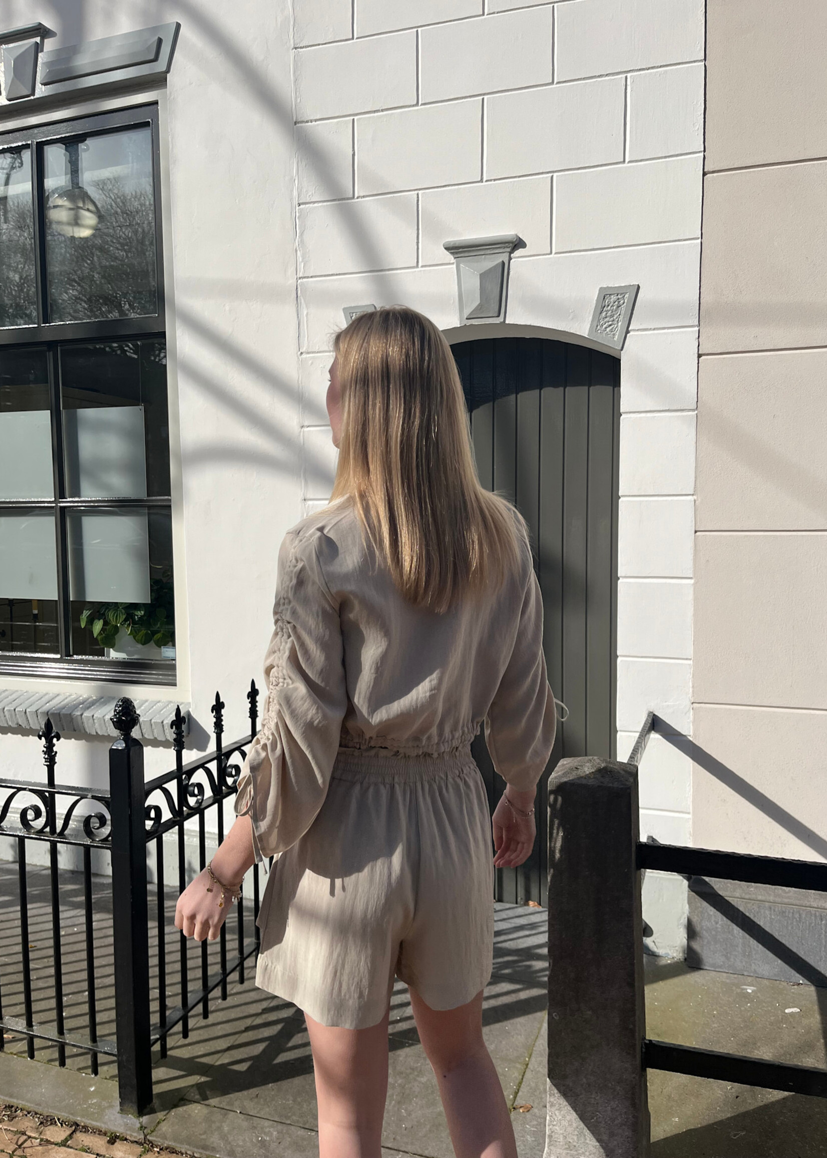 Flo Boutique Short Mette Taupe