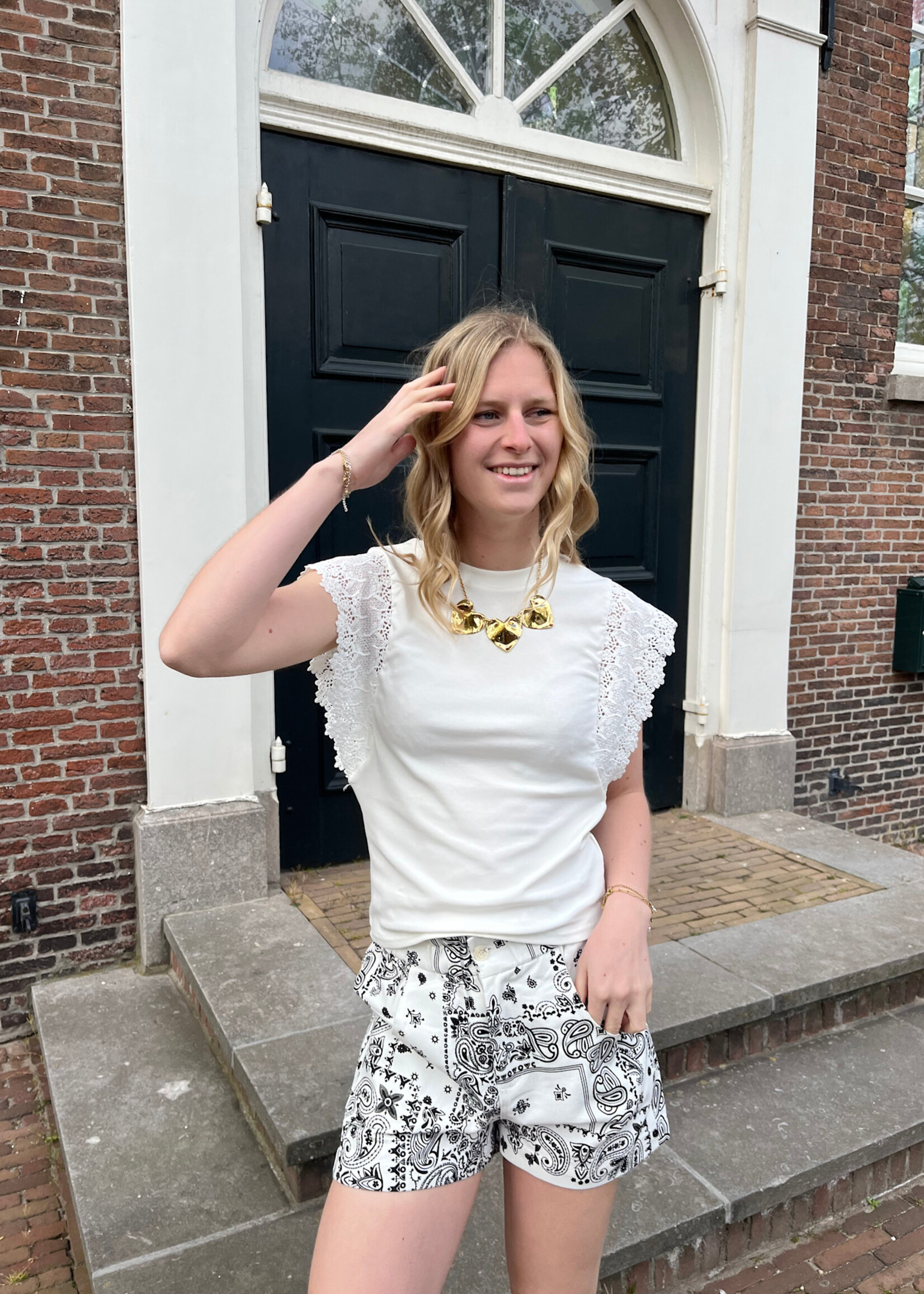 Flo Boutique Top Gabby White