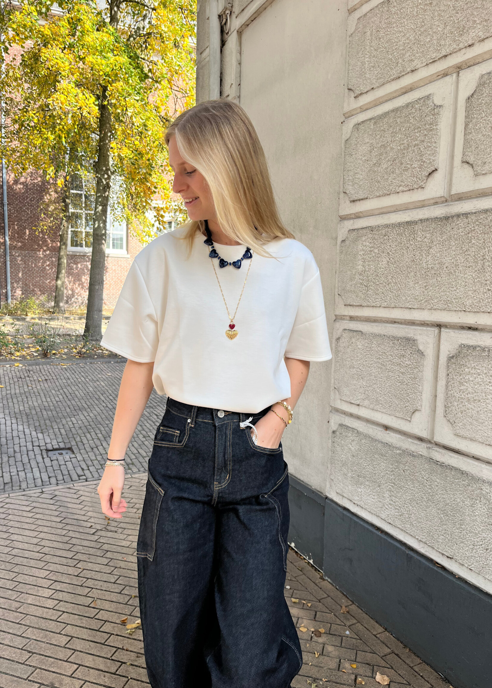 Flo Boutique Basic Top Fiene White