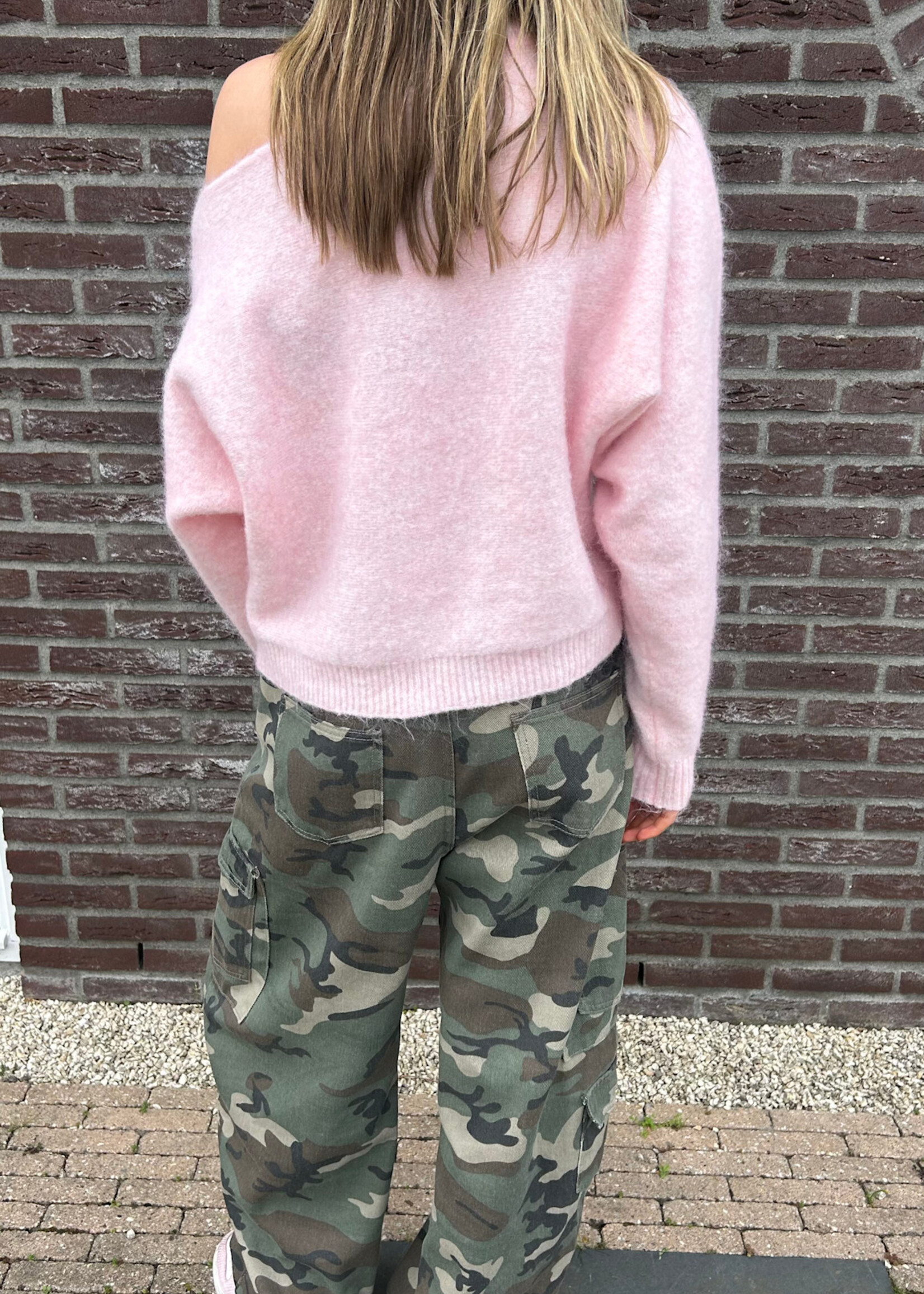 Flo Boutique Barrel Jeans Cameo