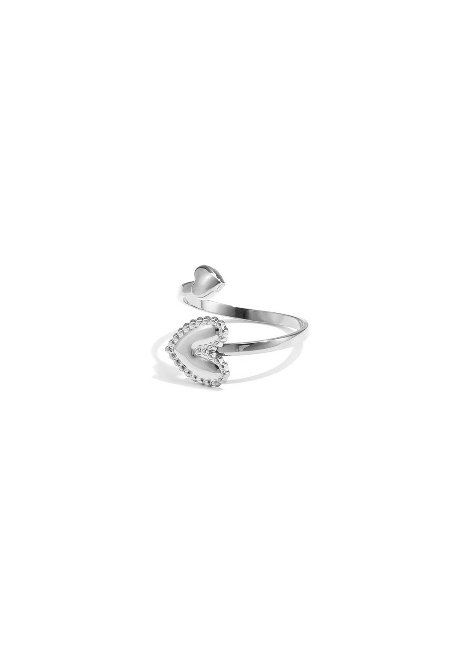 Flo Boutique Ring twisted hearts
