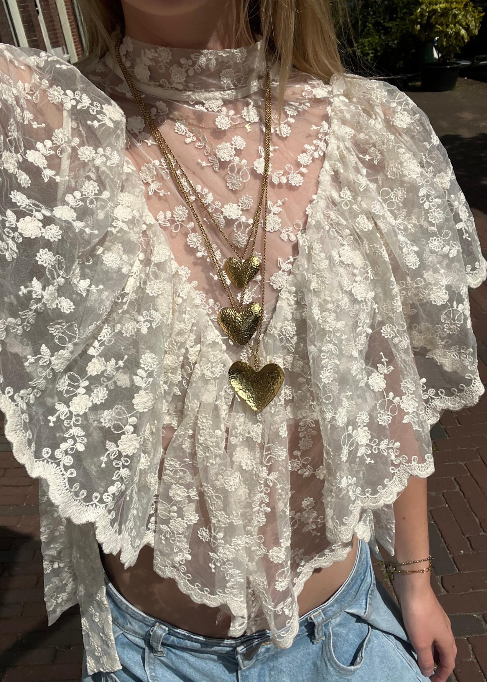 Flo Boutique Top Maan Beige