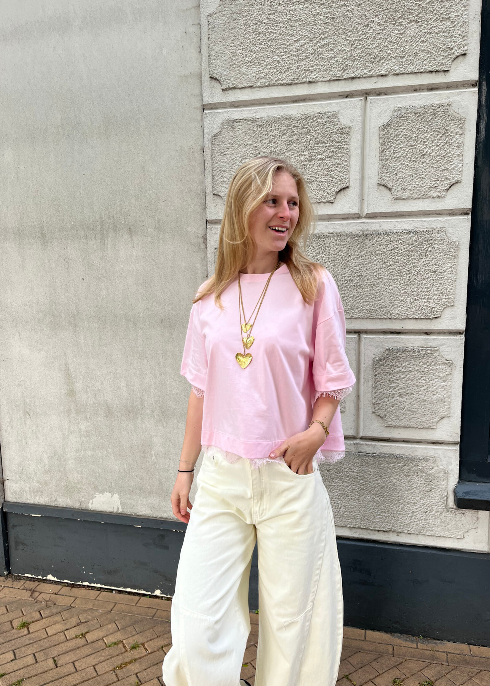 Flo Boutique Lace T-shirt Keet Pink