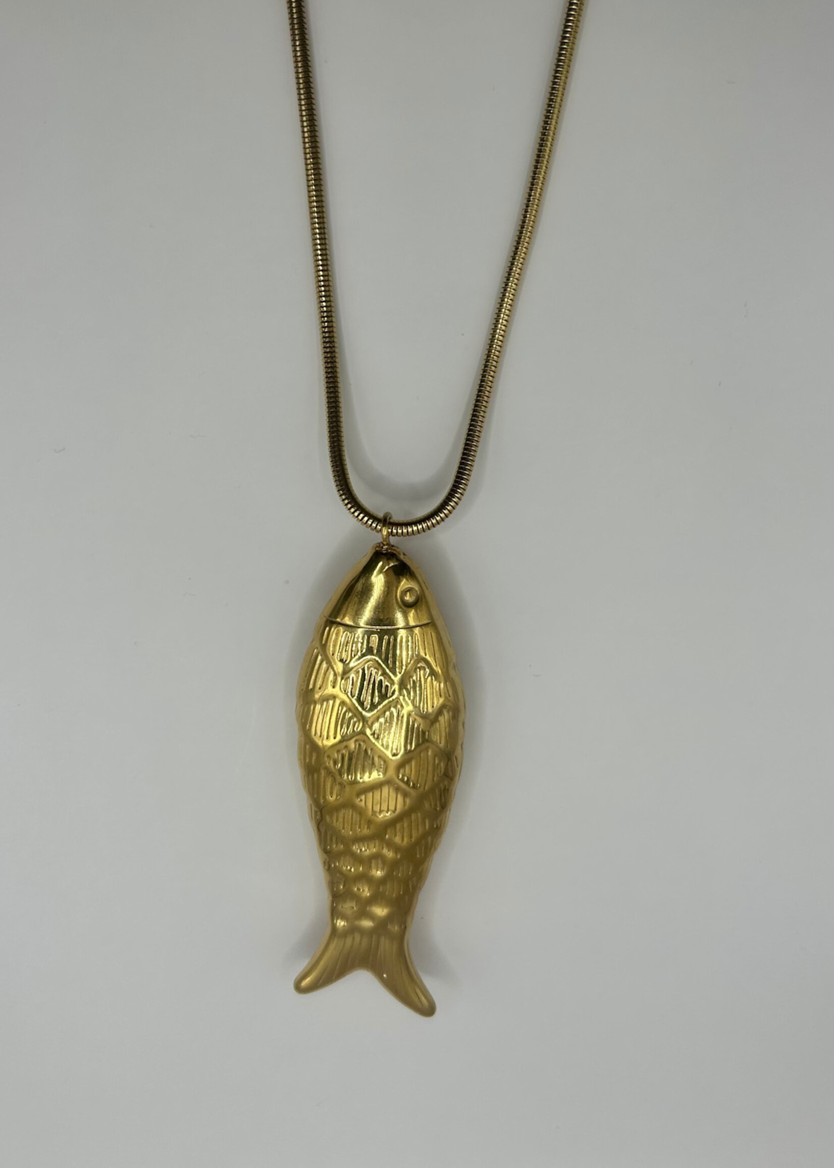 Flo Boutique Long Necklace Very Big Fish