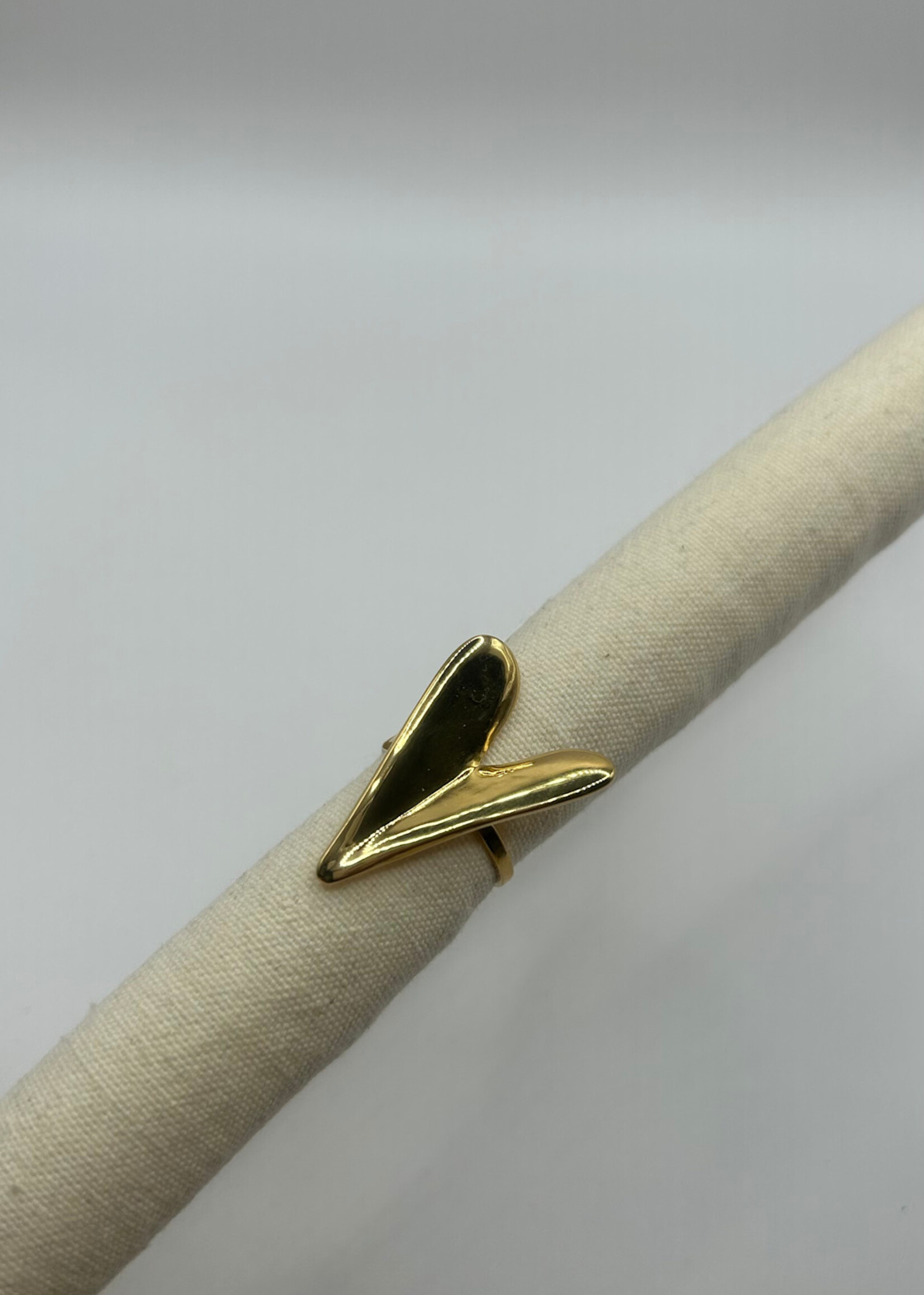 Flo Boutique Ring Big Heart