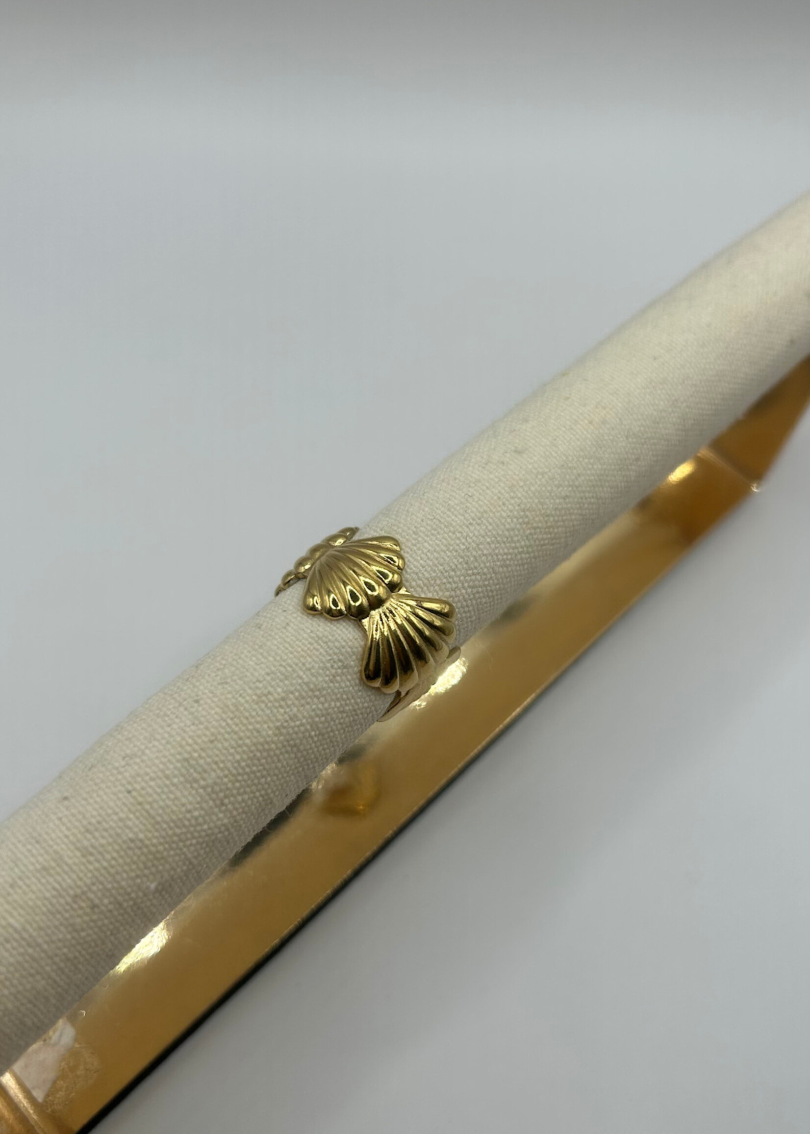 Flo Boutique Ring Shells