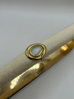 Flo Boutique Ring Pearly Oval White