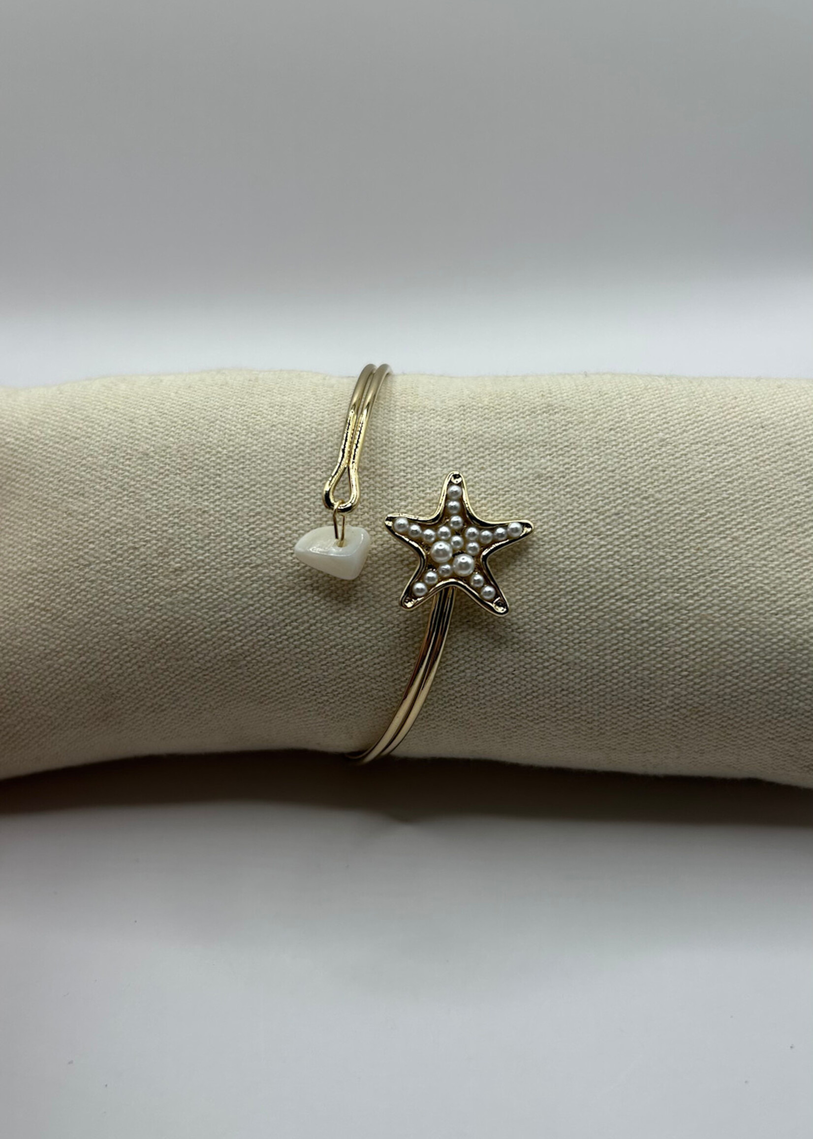Flo Boutique Bangle Pearly Starfish