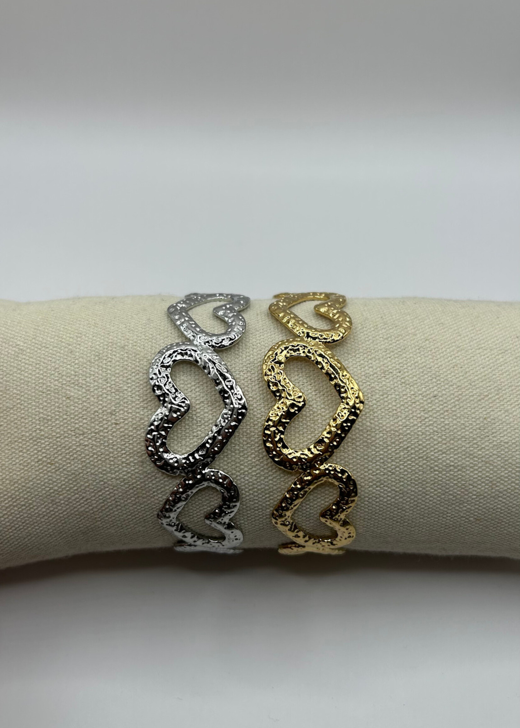 Flo Boutique Bangle Crushed Hearts
